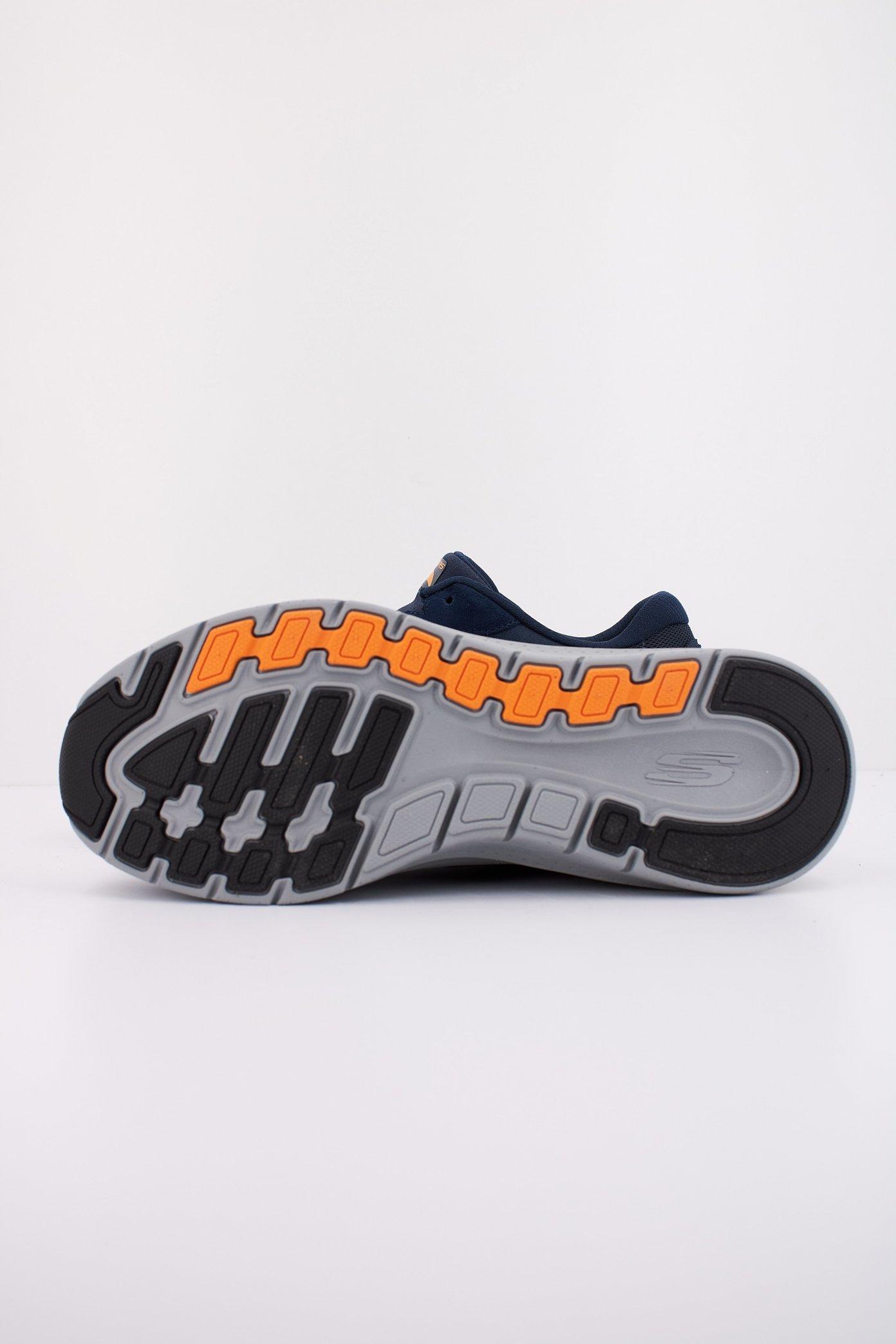 SKECHERS ARCH FIT . - THE K en color AZUL (5)