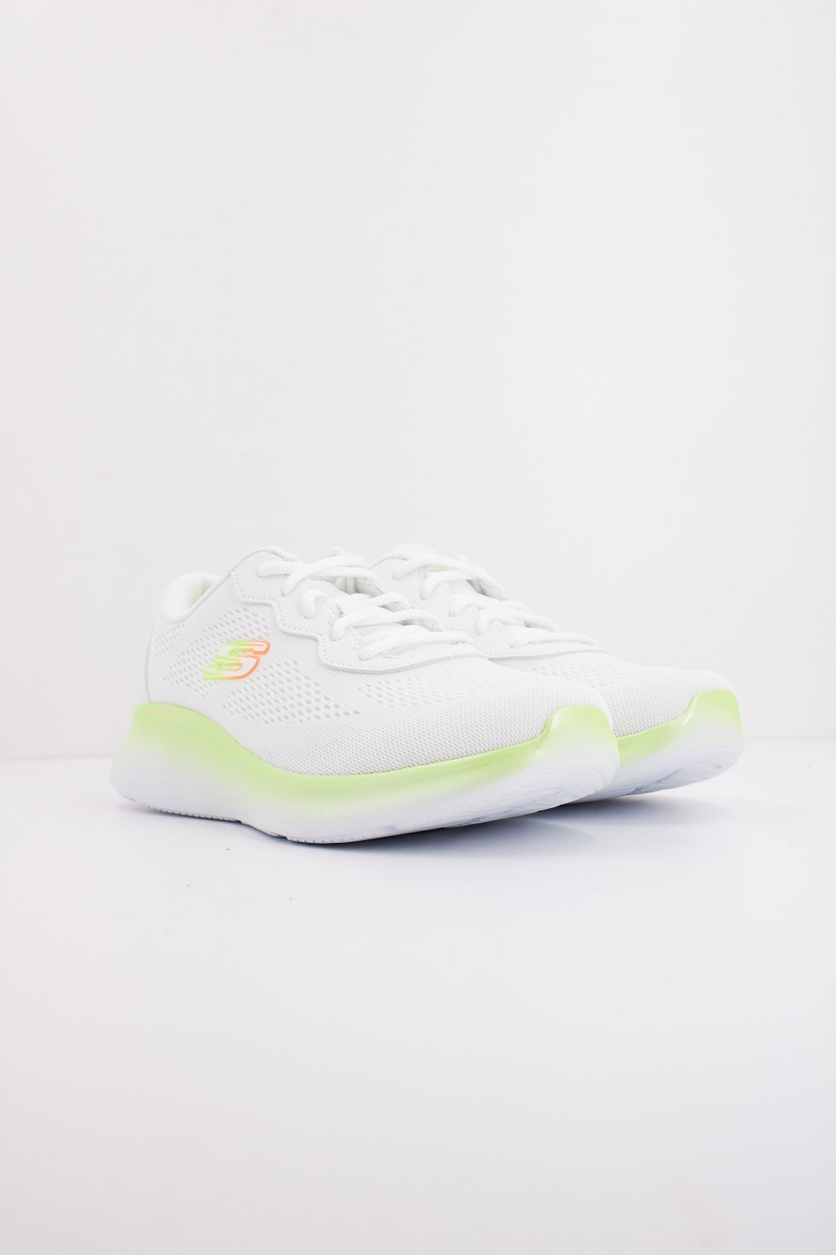 SKECHERS SKECH-LITE PRO-STUNN en color BLANCO (2)