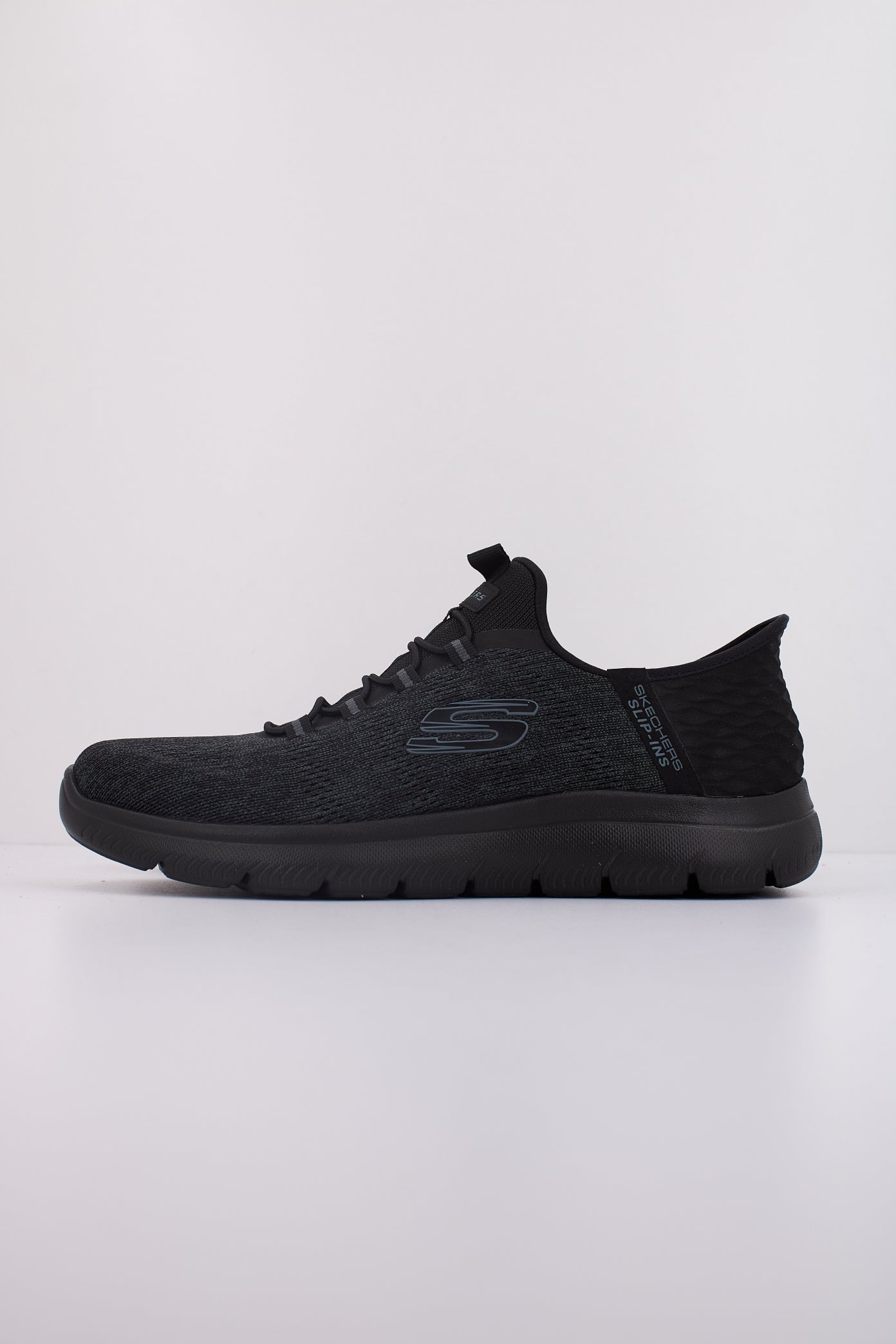 SKECHERS SUMMITS - KEY PACE SLIP-INS en color NEGRO (1)
