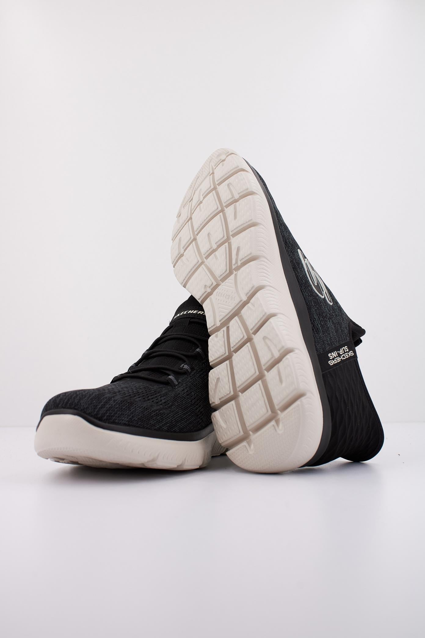 SKECHERS SUMMITS - KEY PACE SLIP-INS en color NEGRO (5)