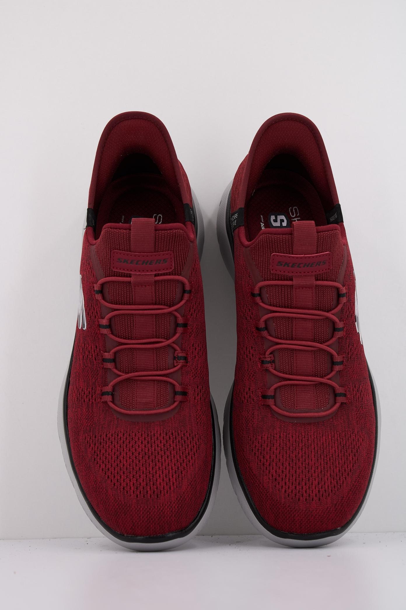 SKECHERS SUMMITS - KEY PACE SLIP-INS en color ROJO (3)