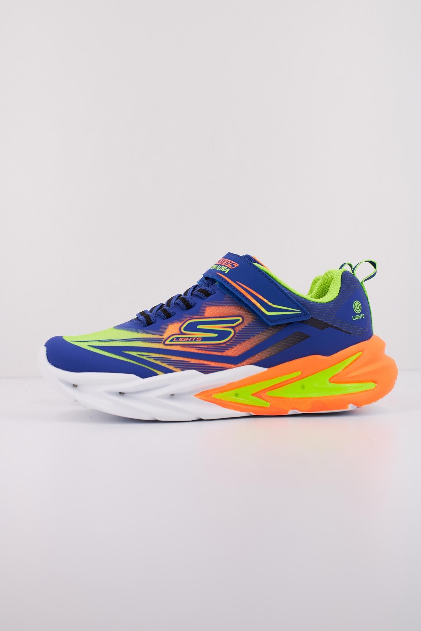 SKECHERS FLEX-GLOW ULTRA en color AZUL (1)