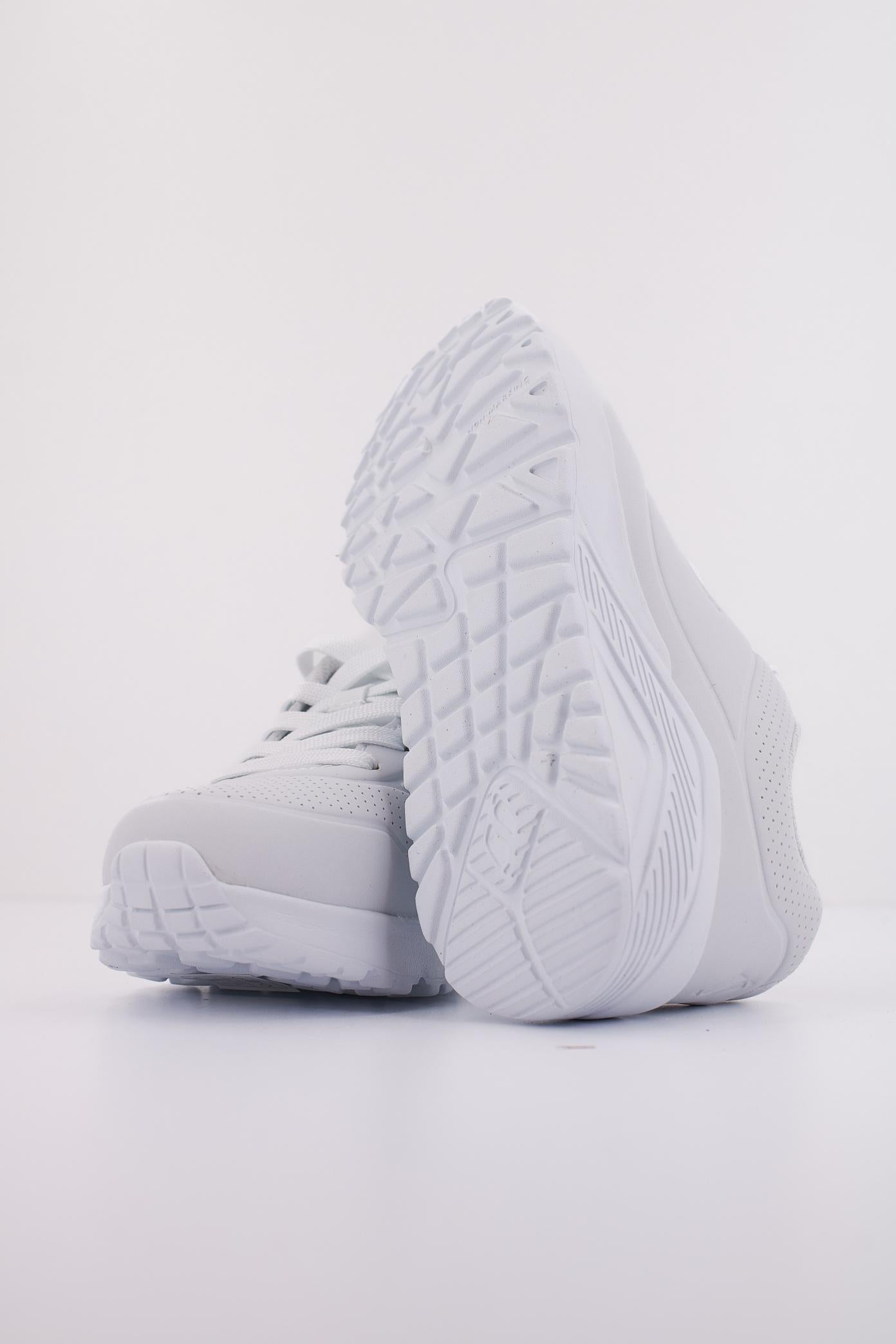 SKECHERS UNO LITE - DELODOX en color BLANCO (5)