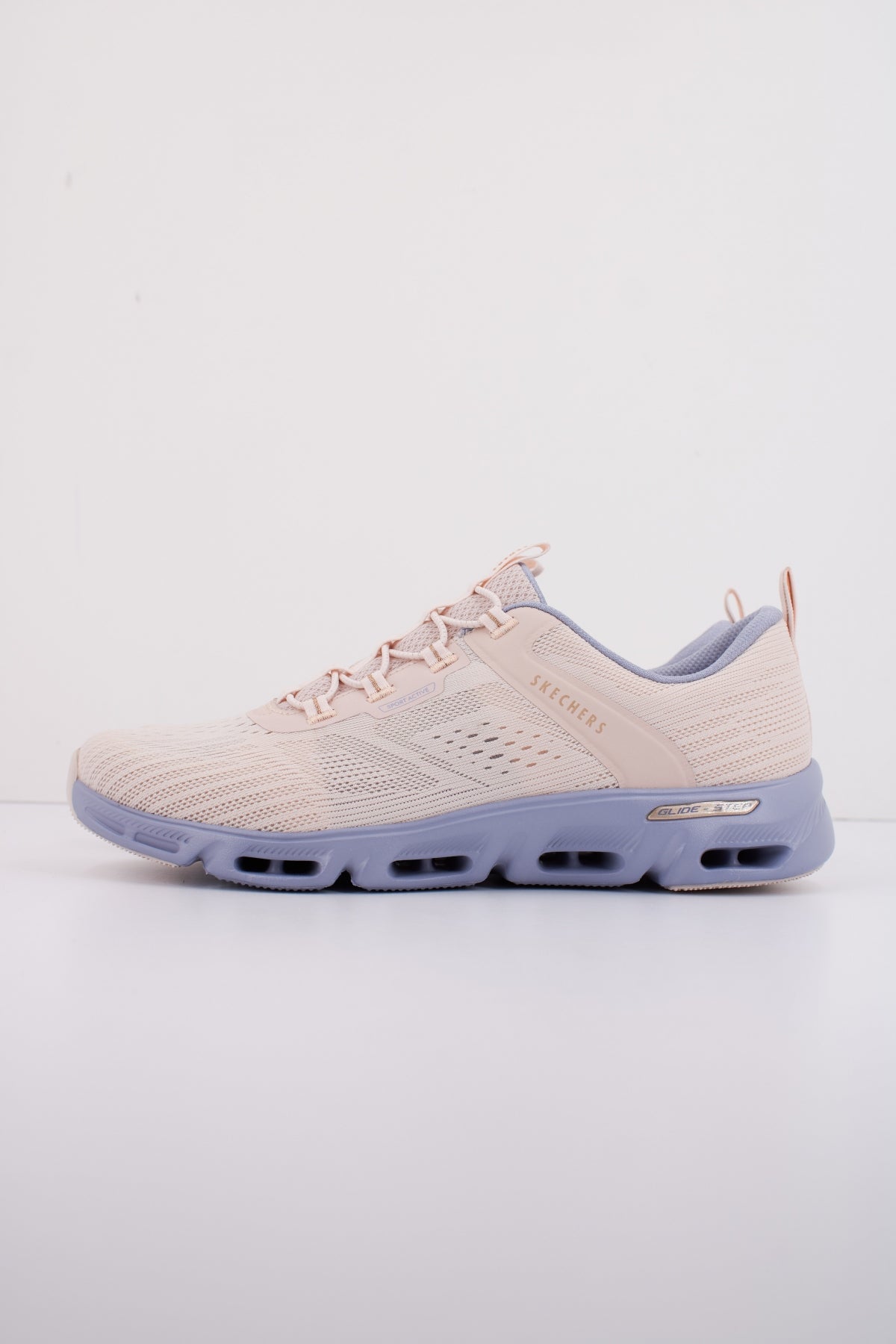 SKECHERS GILDE STEP GRATIFY en color ROSA (1)