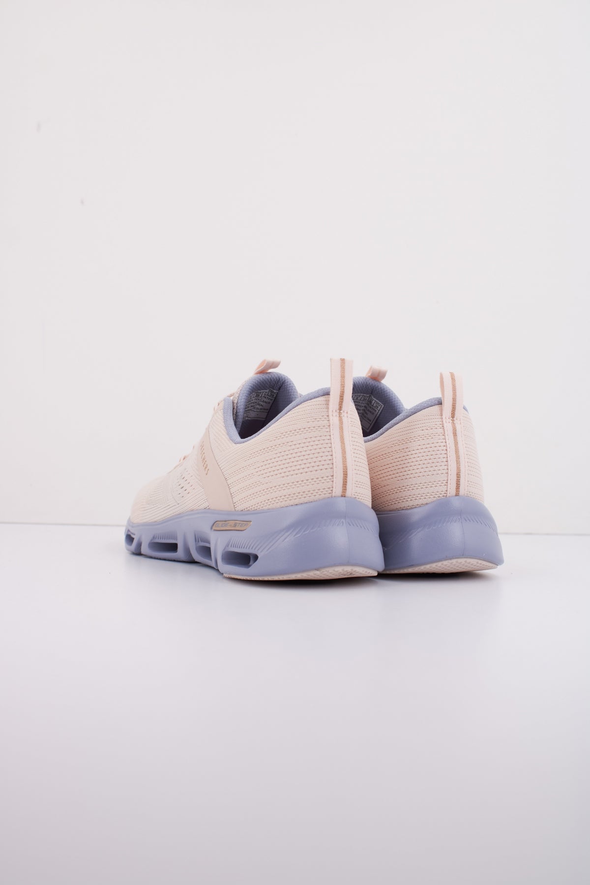 SKECHERS GILDE STEP GRATIFY en color ROSA (4)