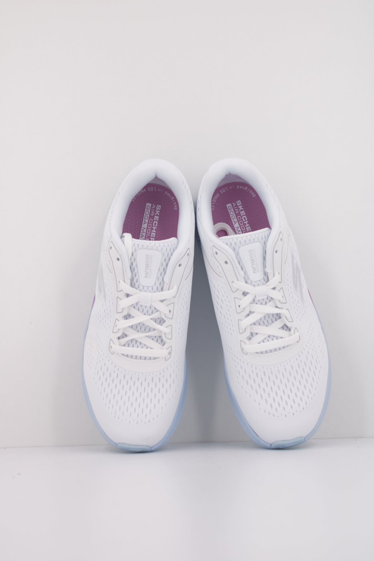 SKECHERS GO RUN CONSISTENT . en color BLANCO (3)