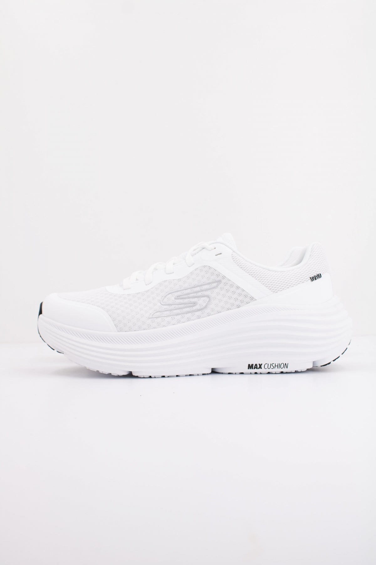 SKECHERS MAX CUSHIONING ENDEA en color BLANCO (1)