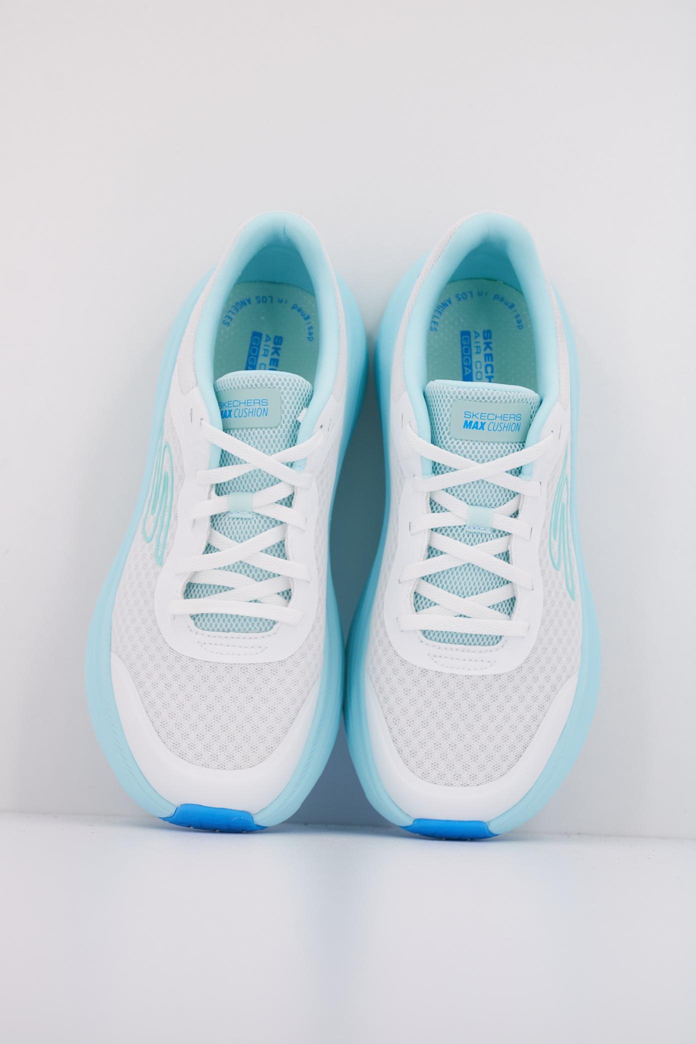 SKECHERS MAX CUSHIONING ENDEAVOUR en color BLANCO (3)