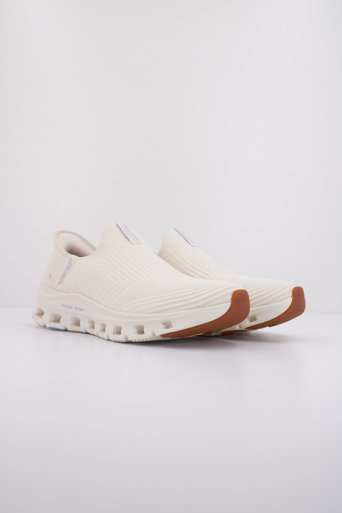 SKECHERS GLIDE STEP PRO SLIP-INS en color BEIS (2)
