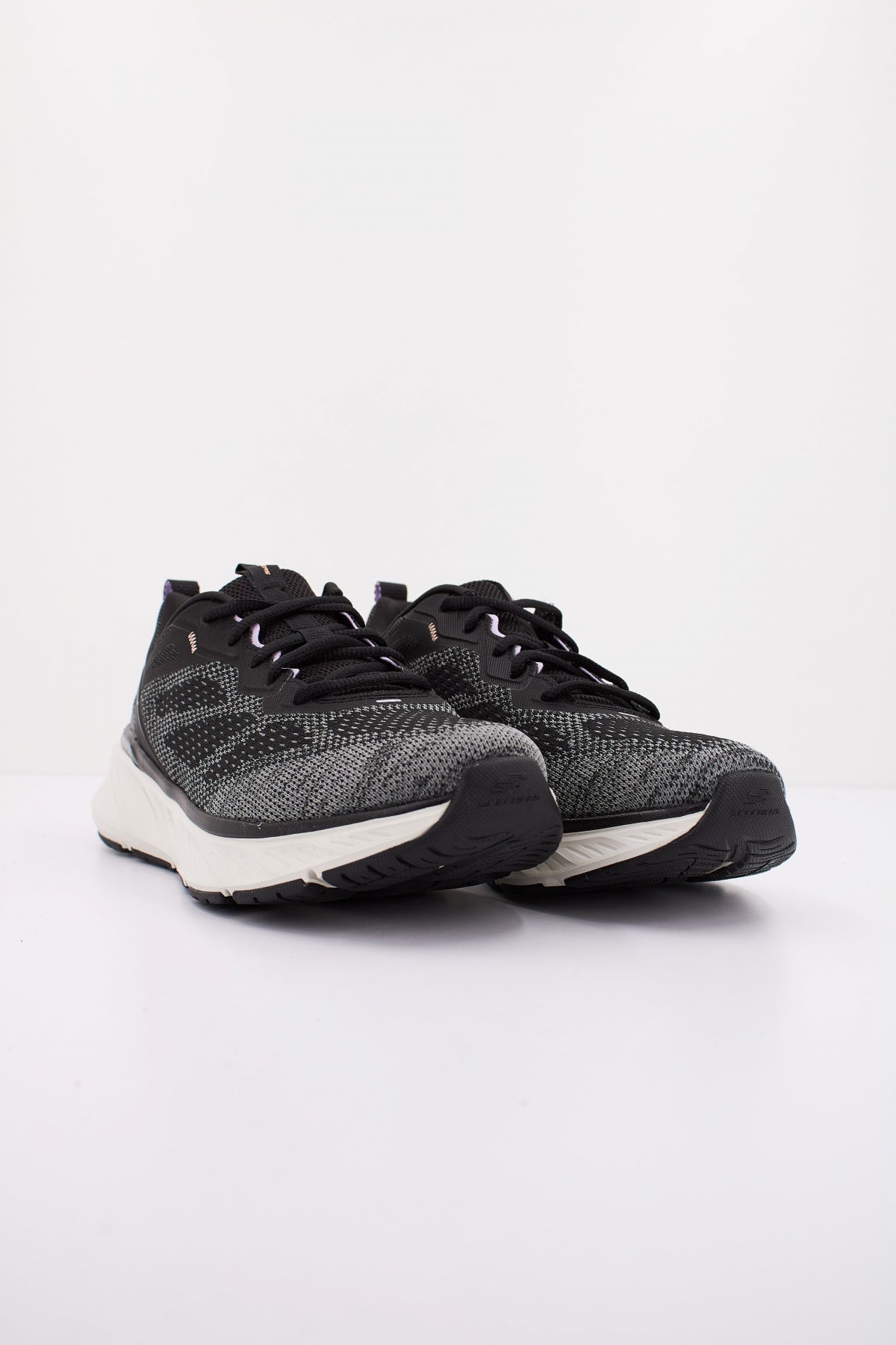 SKECHERS EDGERIDE en color NEGRO (2)