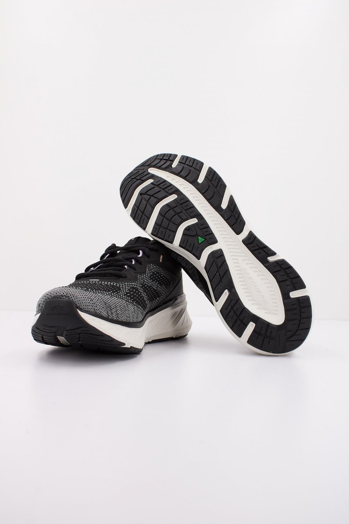SKECHERS EDGERIDE en color NEGRO (5)