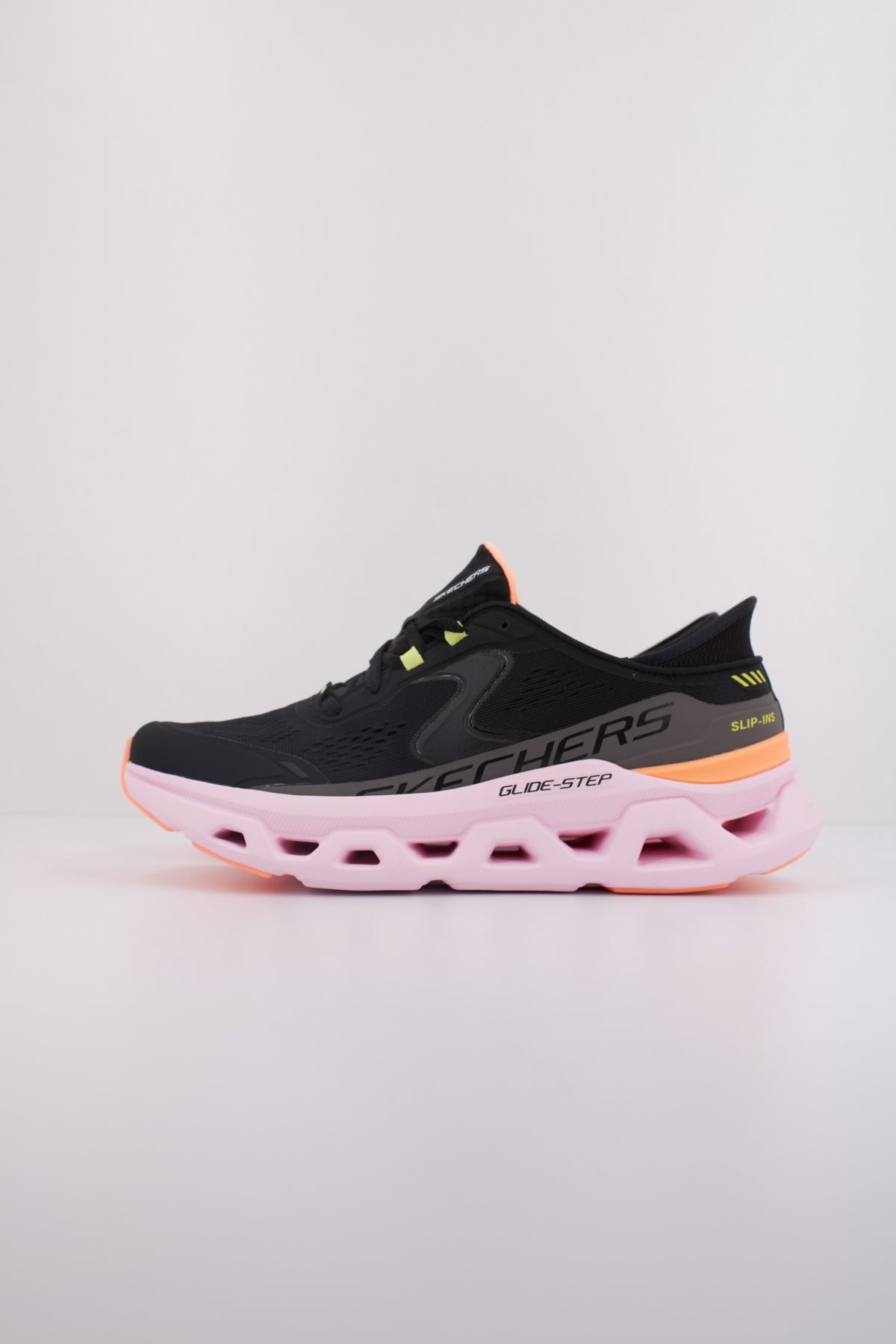 SKECHERS SLIP-INS GLIDE STEP ATLUS en color NEGRO (1)
