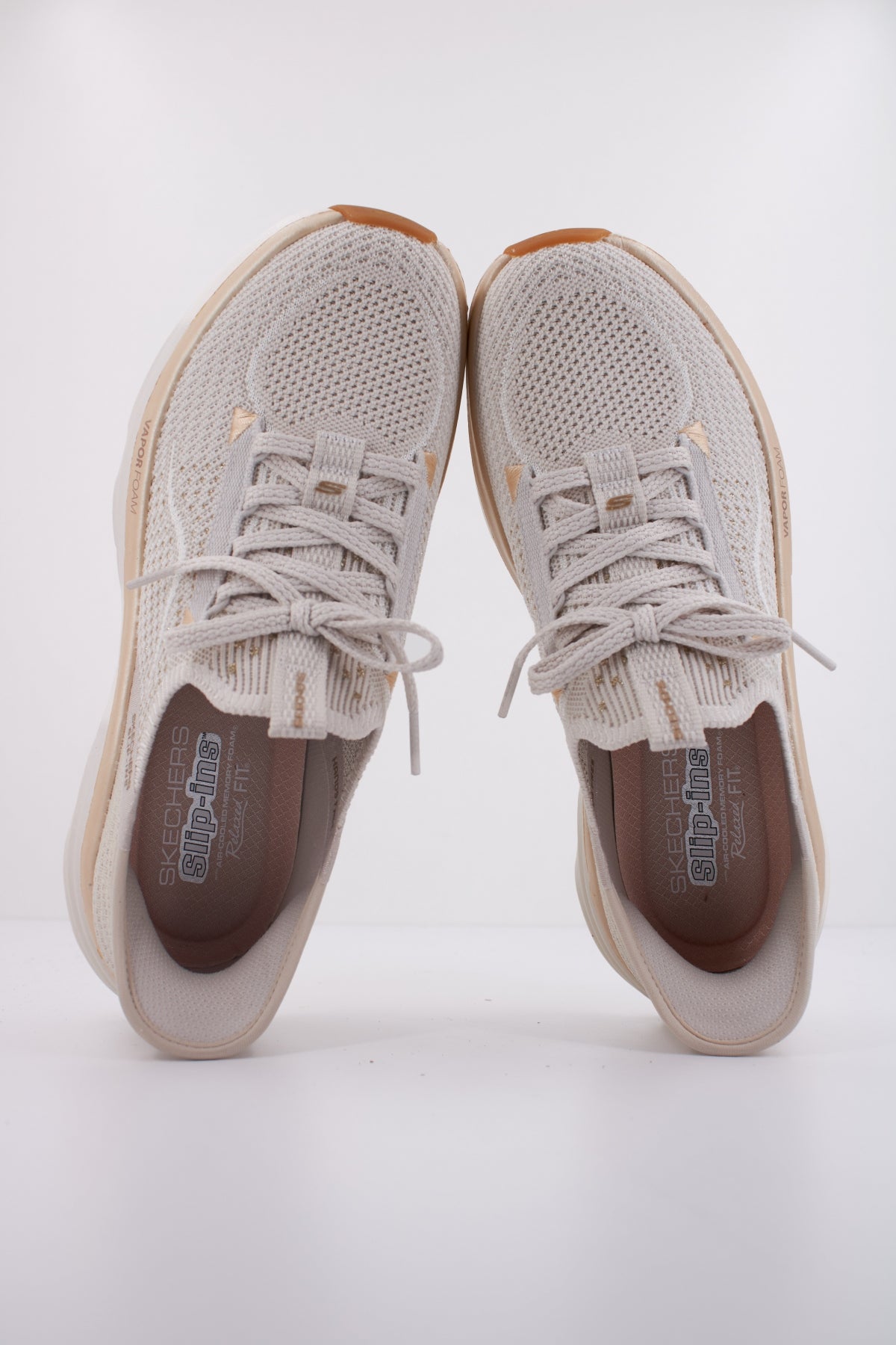 SKECHERS SLIP-INS D'LUX VAPOR EVENING en color BEIS (3)