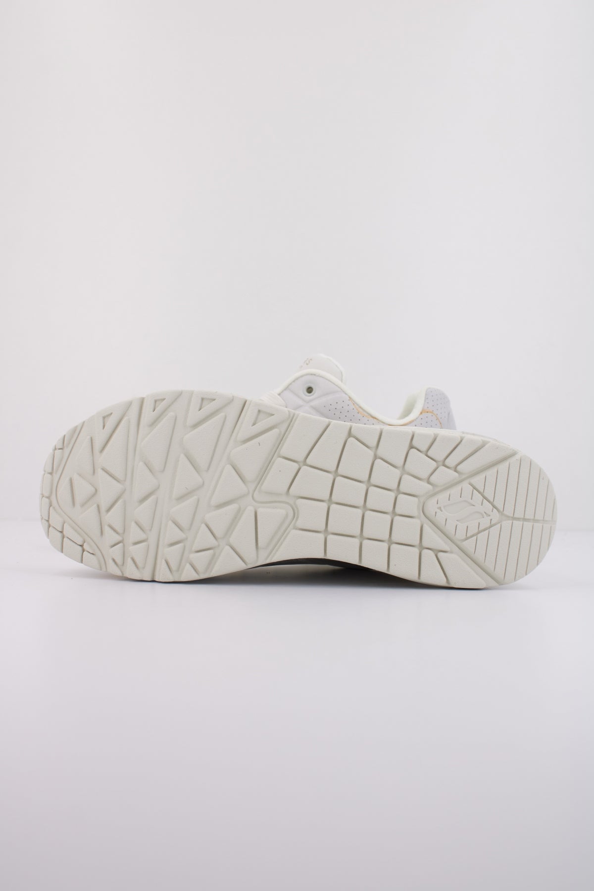 SKECHERS S UNO en color BLANCO (5)