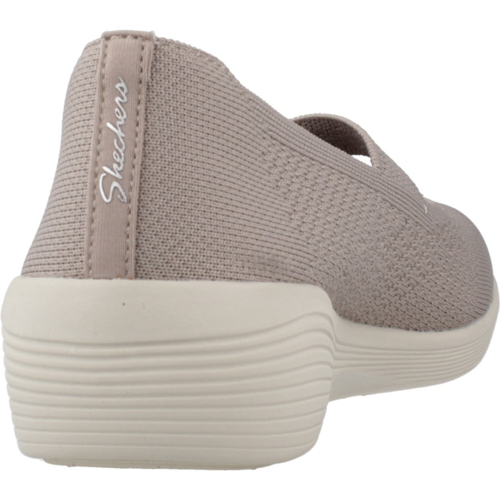 SKECHERS ARYA en color MARRON (3)