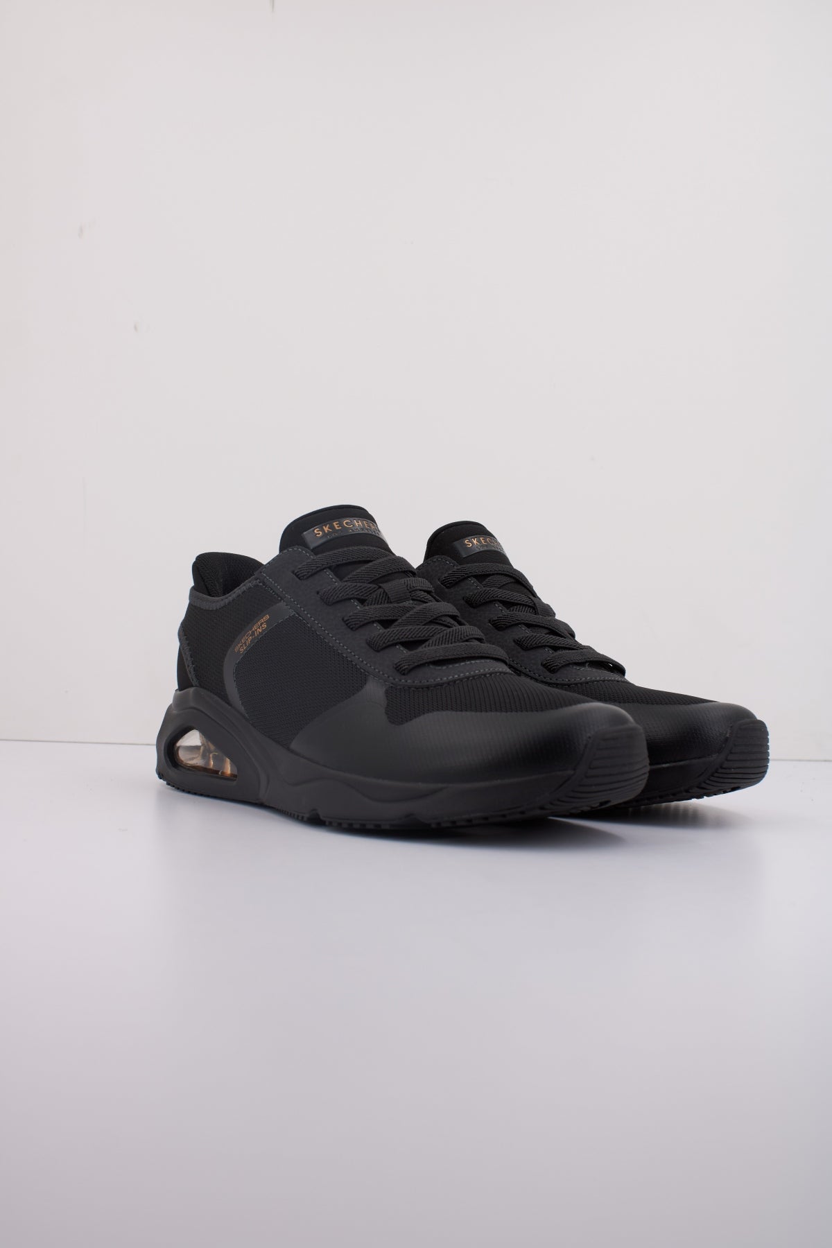 SKECHERS TRES AIR UNO en color NEGRO (2)