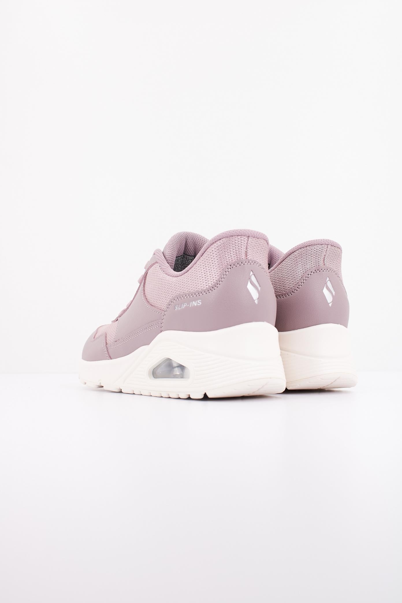 SKECHERS UNO en color ROSA (4)