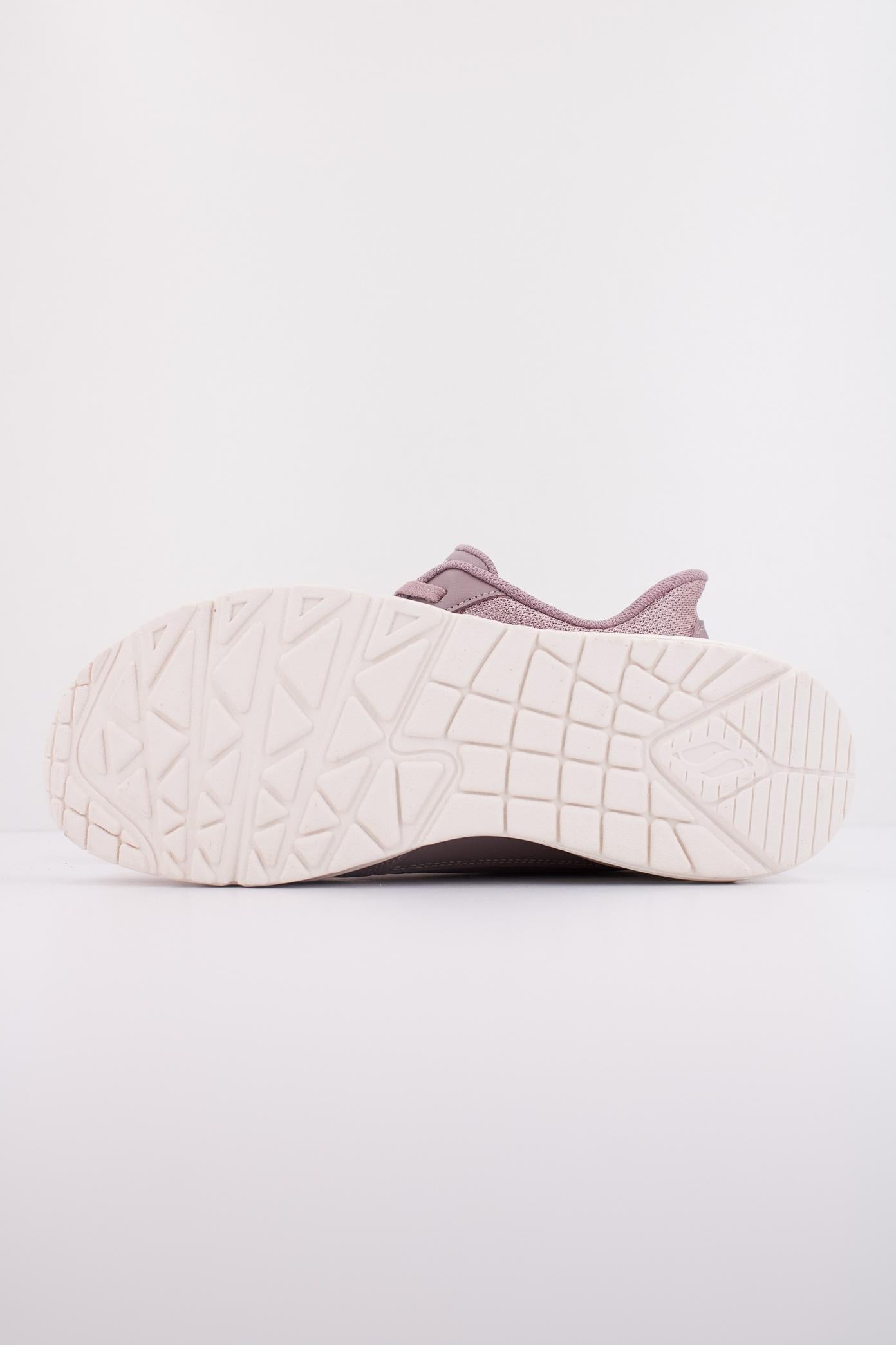SKECHERS UNO en color ROSA (5)