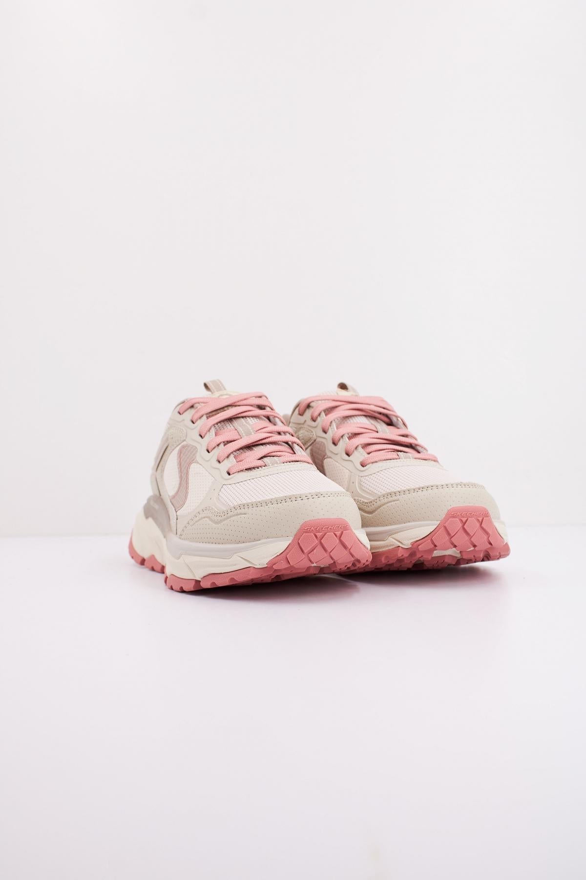 SKECHERS D'LUX JORNEY en color GRIS (2)