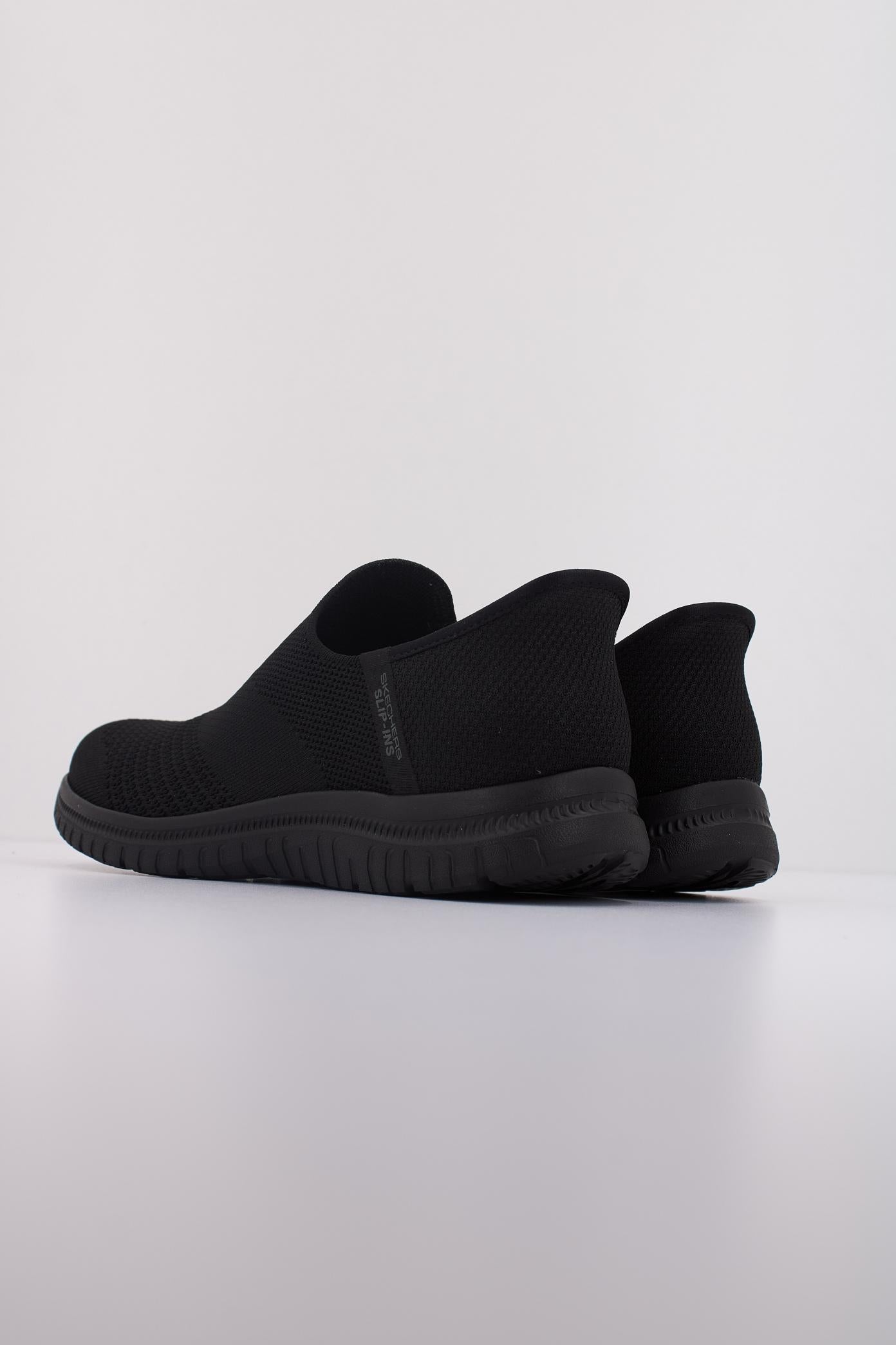SKECHERS SLIP-INS VIRTUE - SLEEK en color NEGRO (4)