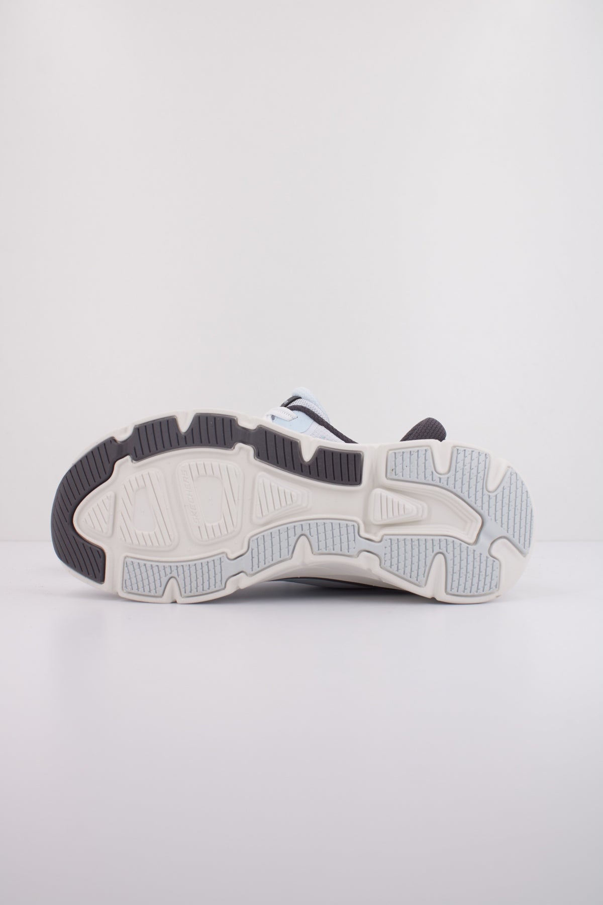 SKECHERS D'LUX WALKER . en color BLANCO (5)
