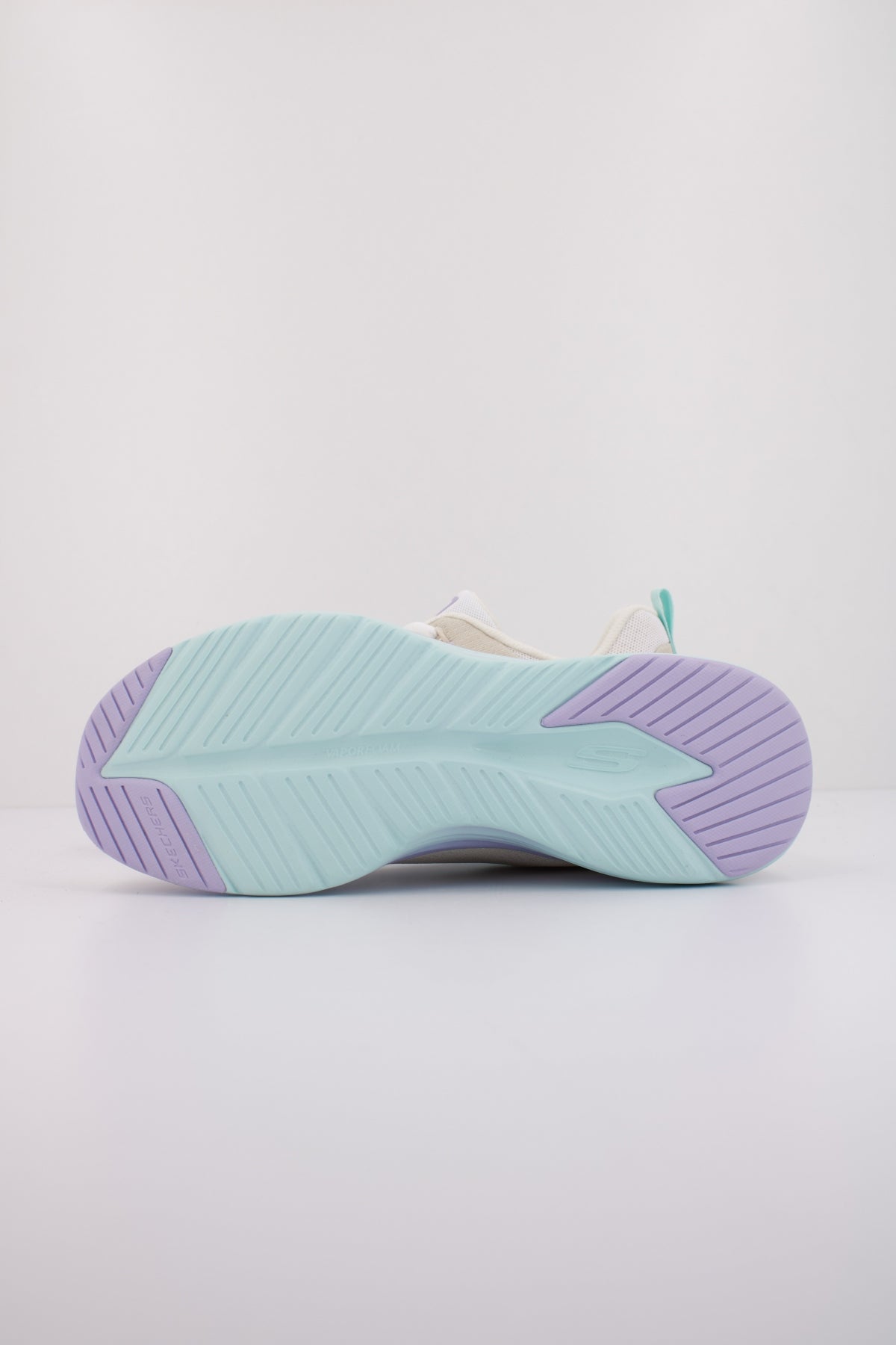 SKECHERS VAPOR FOAM - SUMMER JOURNEY en color BEIS (5)