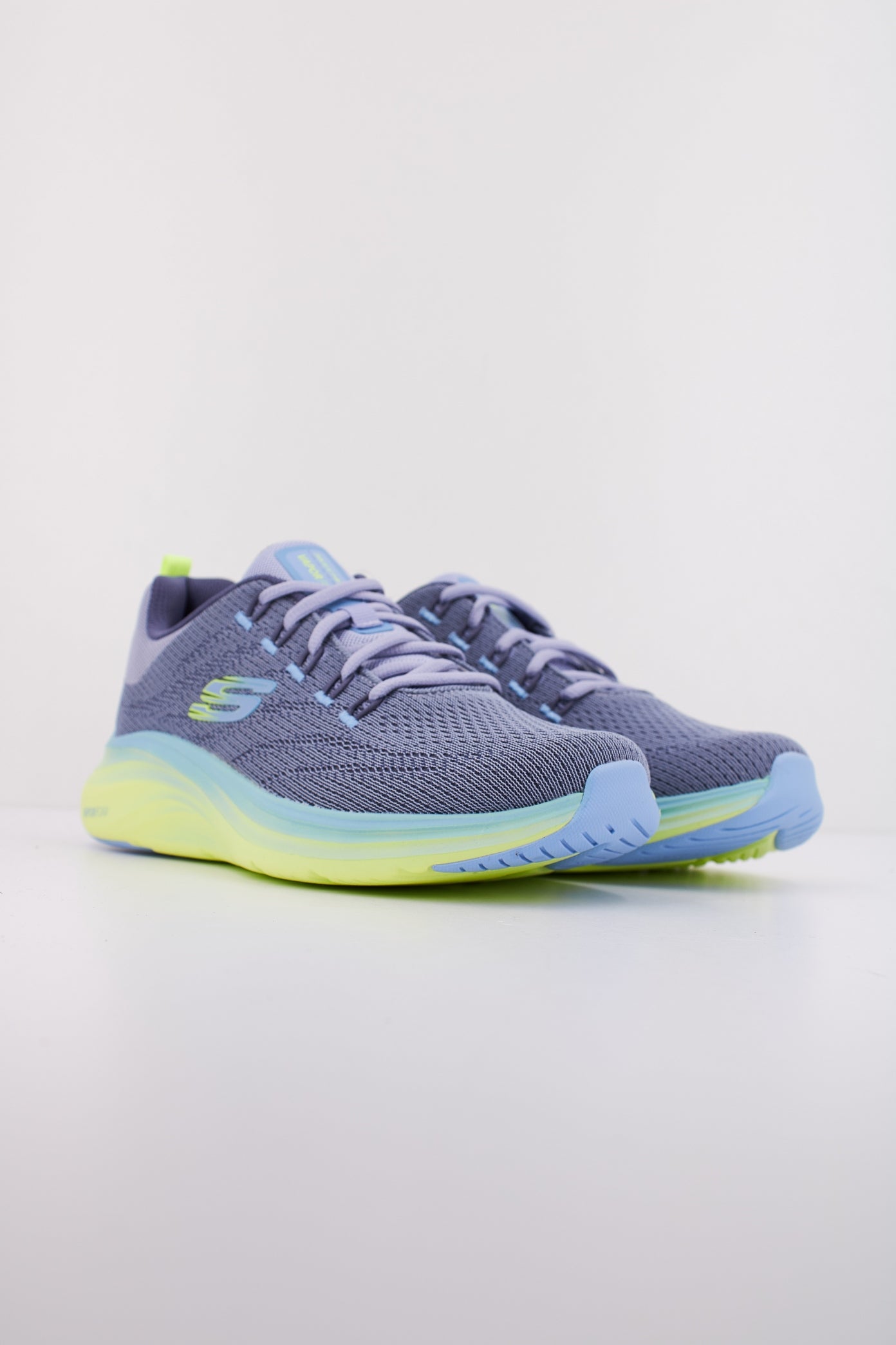 SKECHERS VAPOR FOAM en color VIOLETA (2)