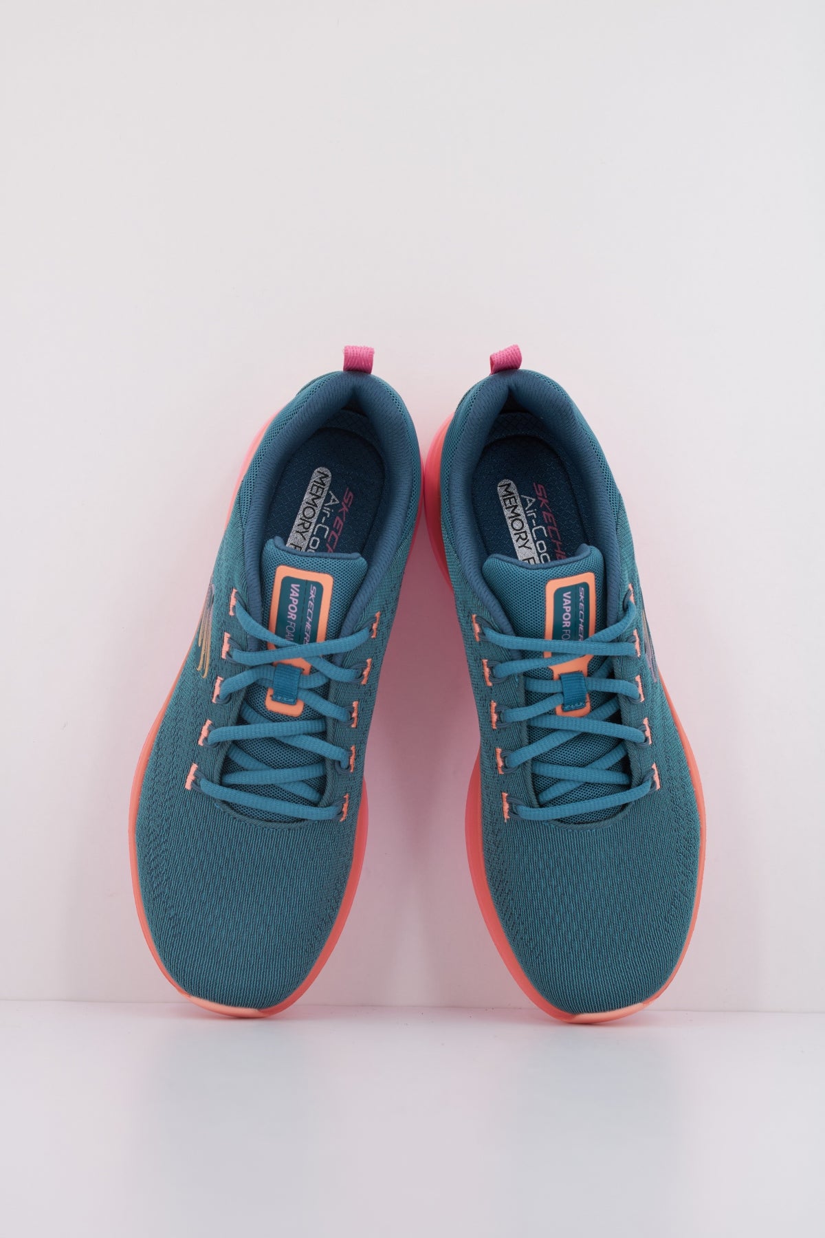 SKECHERS VAPOR FOAM en color VERDE (3)