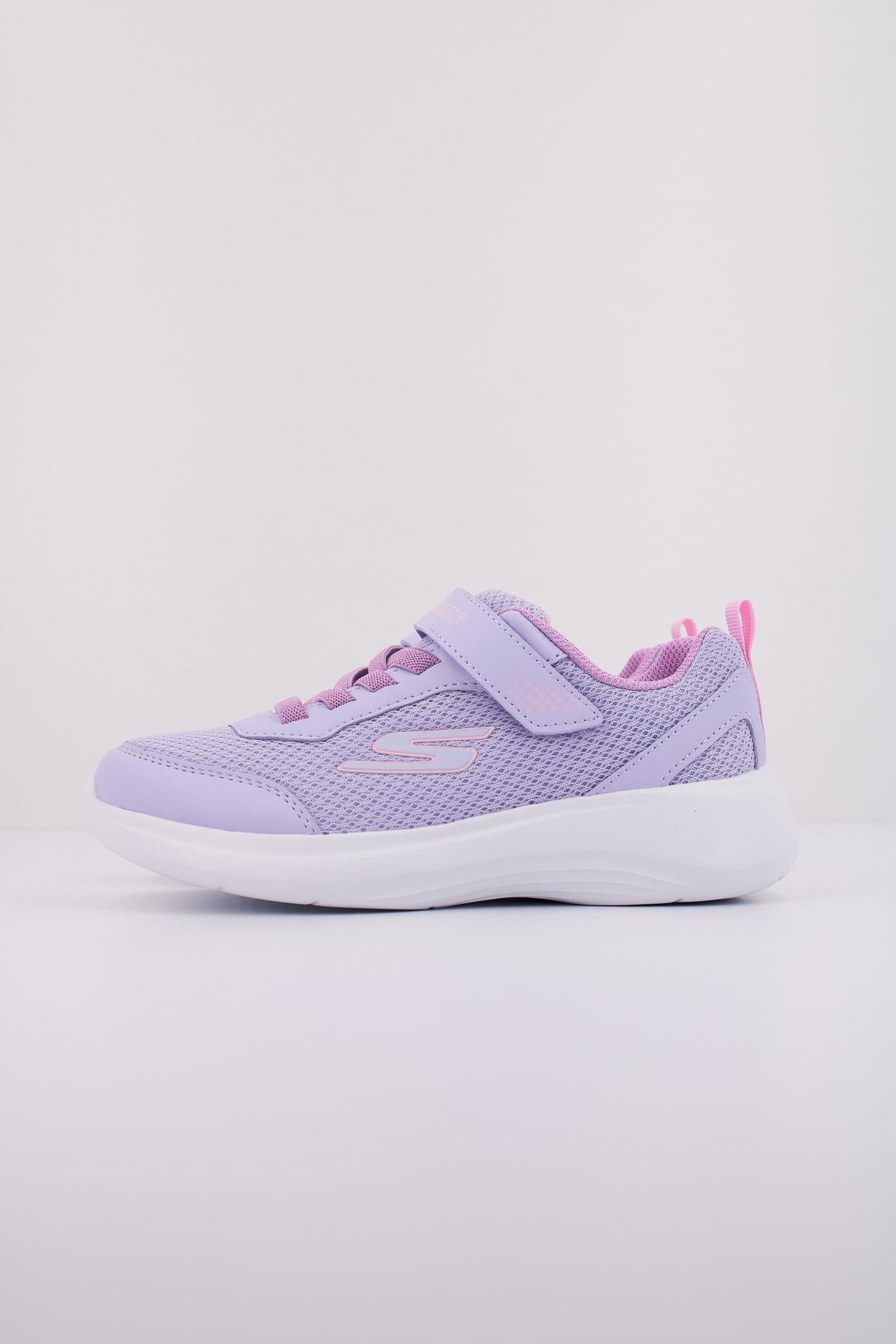 SKECHERS SELECTORS en color VIOLETA (1)