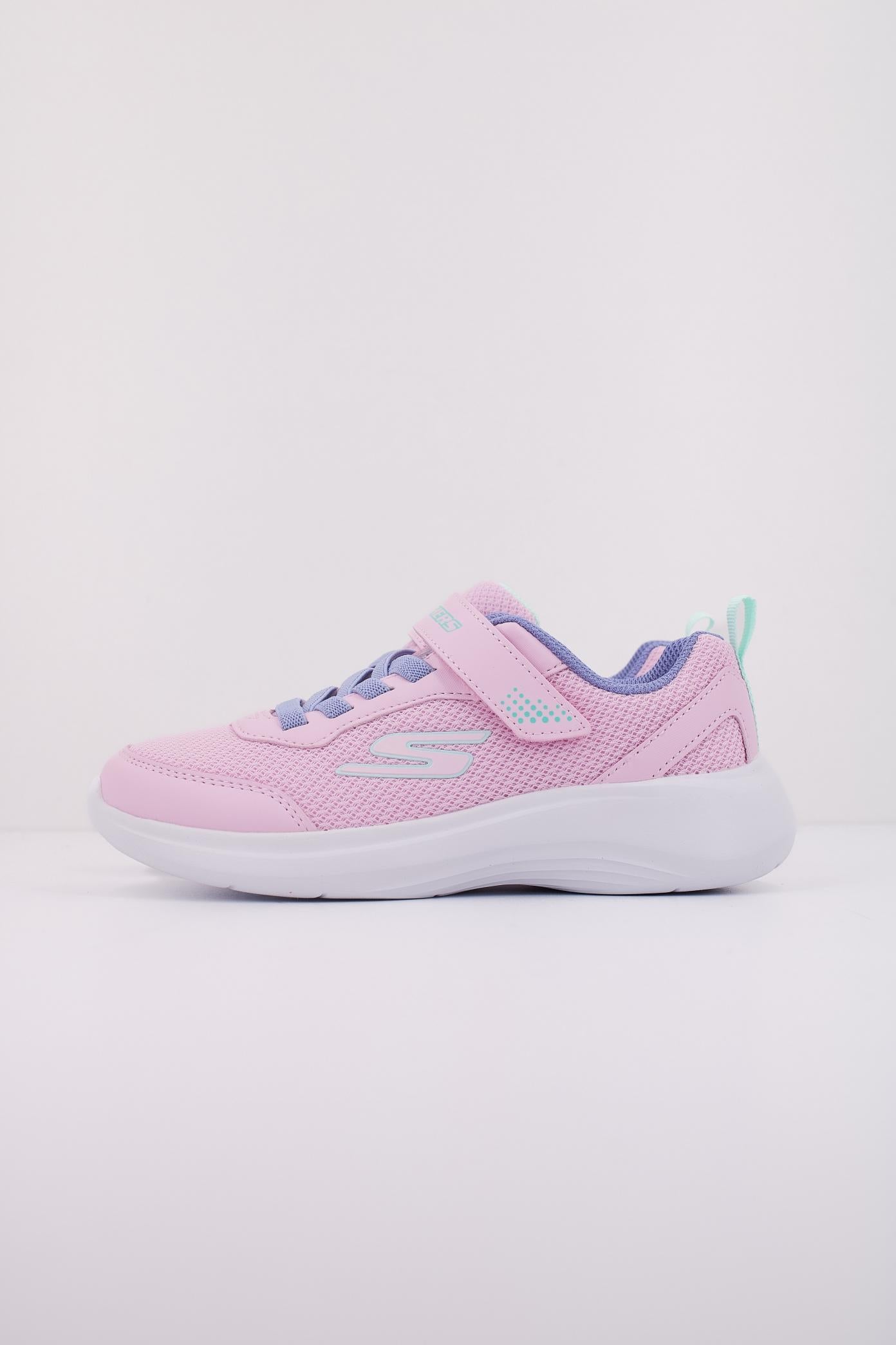 SKECHERS SELECTORS en color ROSA (1)