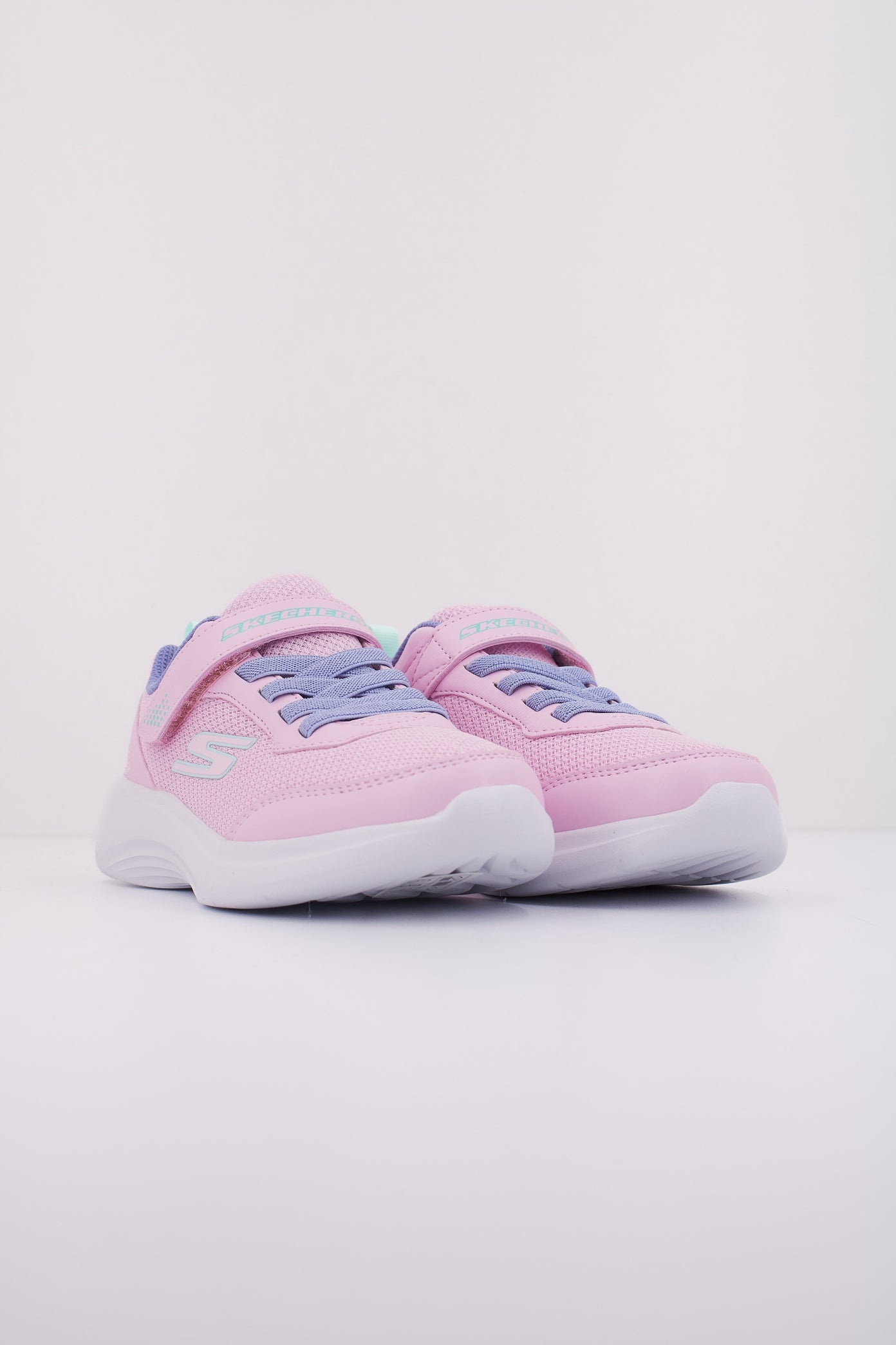 SKECHERS SELECTORS en color ROSA (2)