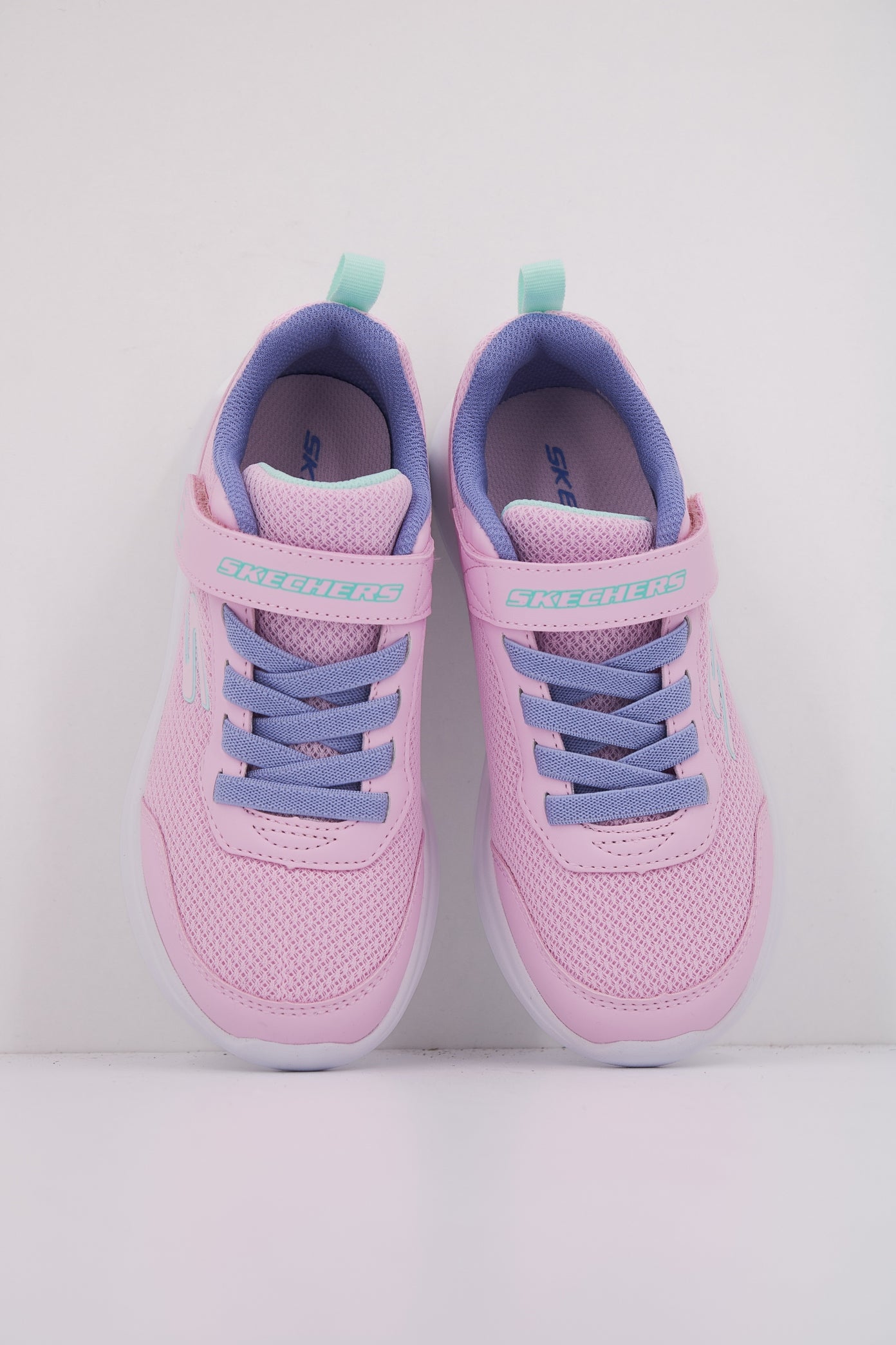 SKECHERS SELECTORS en color ROSA (3)