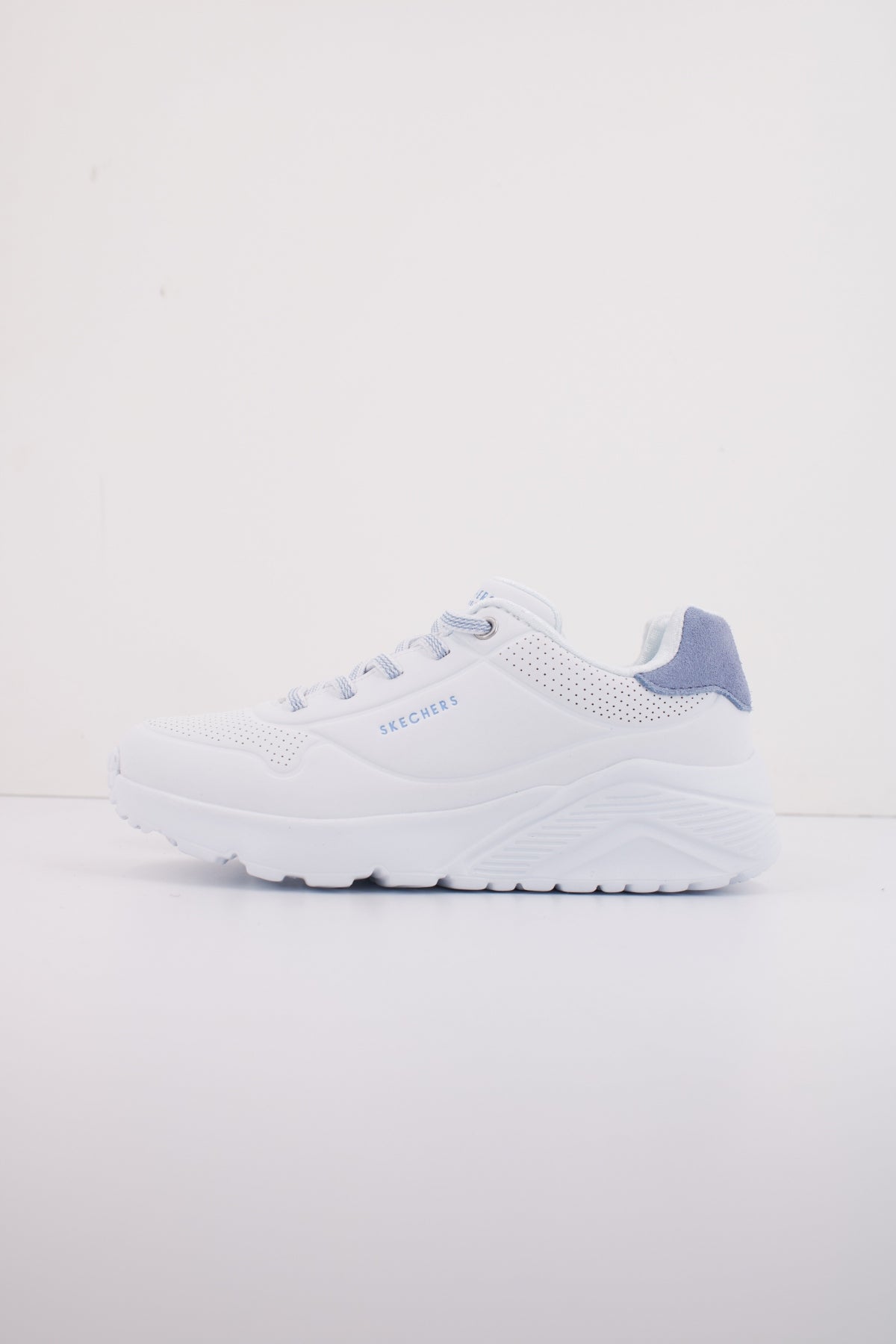 SKECHERS UNO LITE en color BLANCO (1)