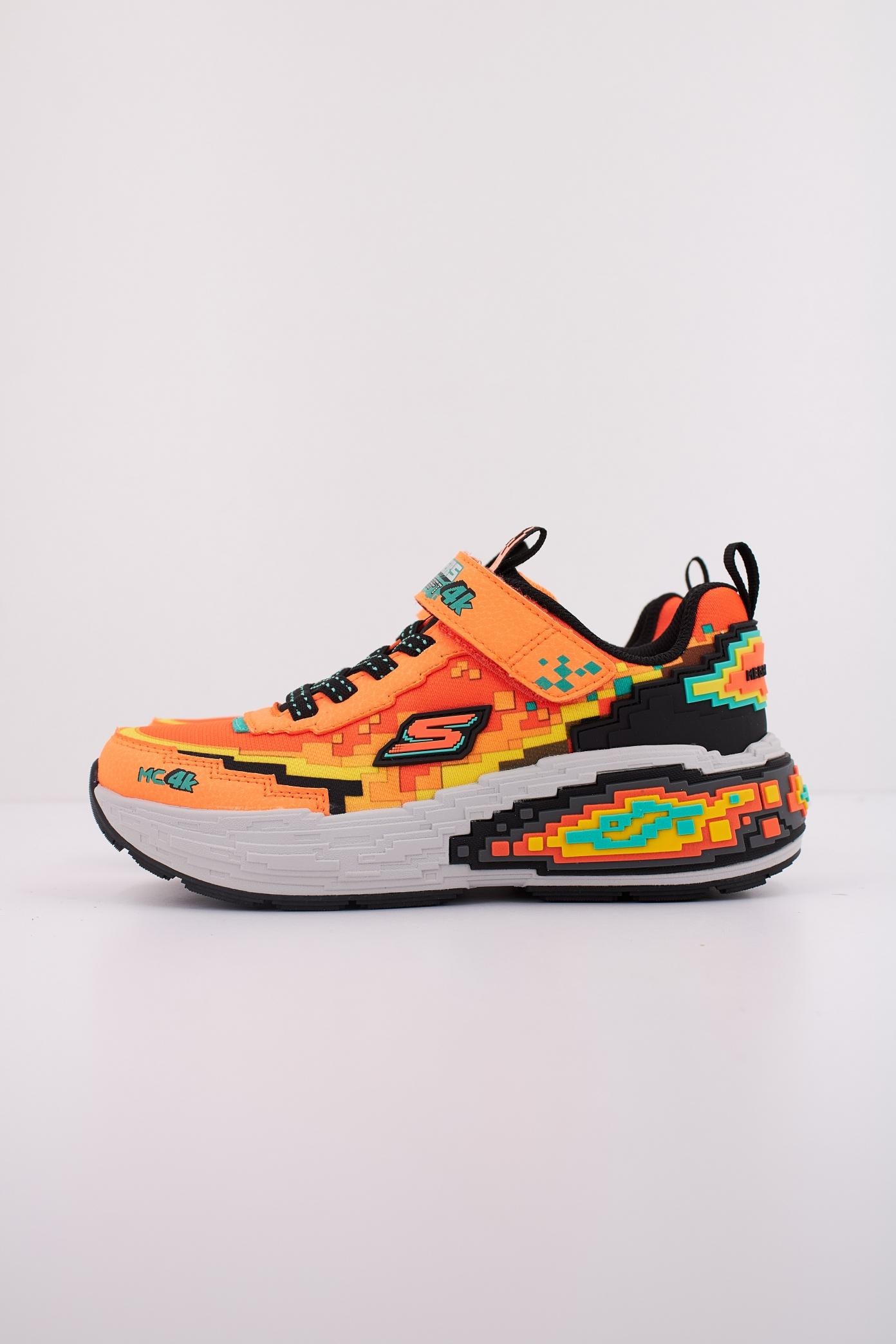 SKECHERS MEGA-CRAFT K en color NARANJA (1)