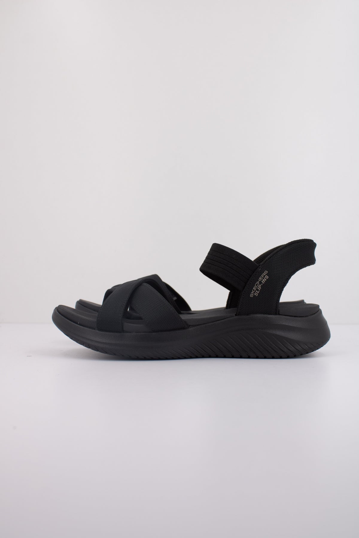 SKECHERS ULTRA FLEX . SANDAL NEV en color NEGRO (1)