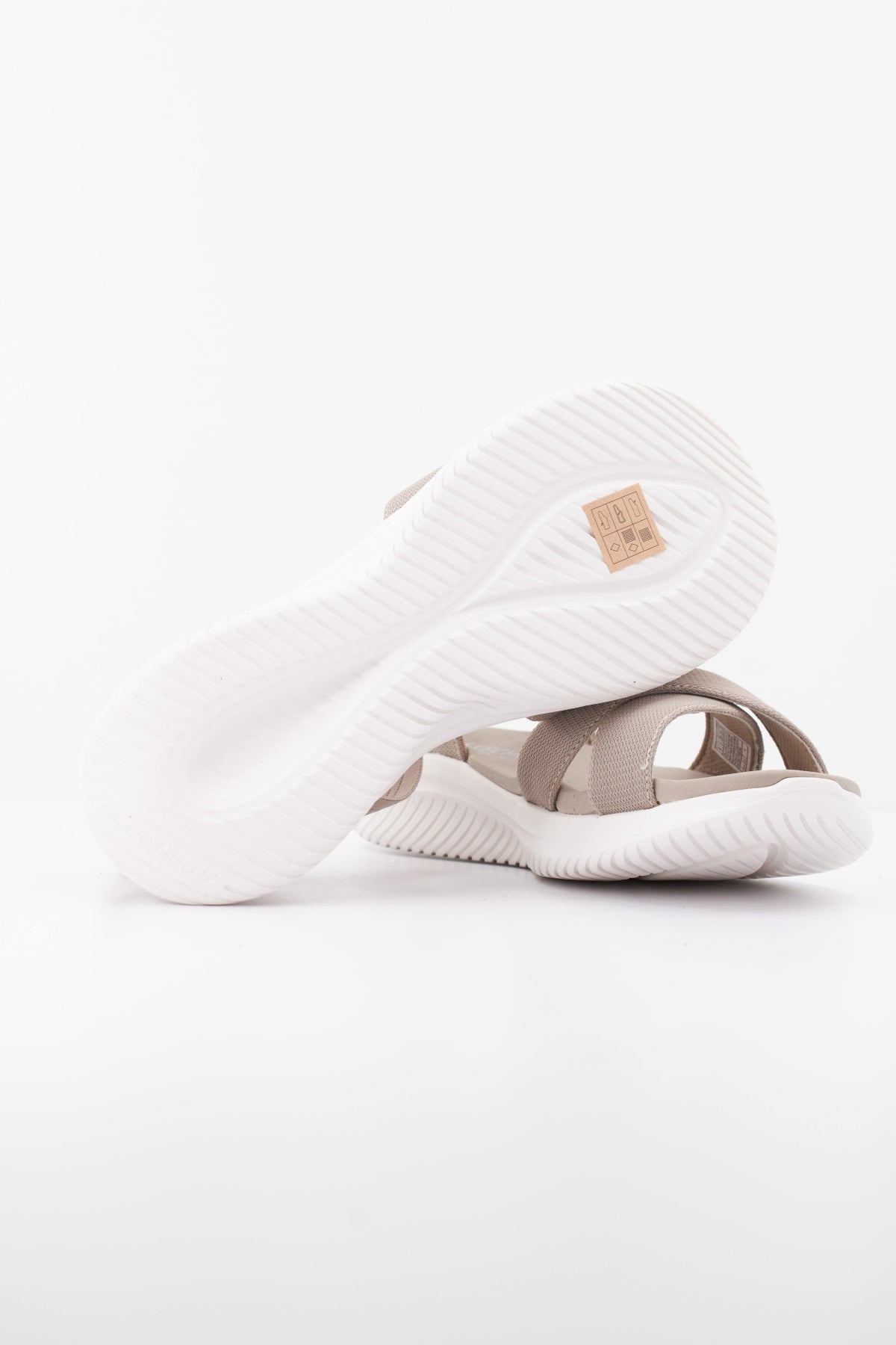 SKECHERS ULTRA FLEX . SANDAL NEV en color GRIS (5)