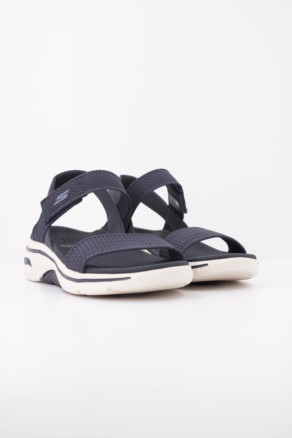 SKECHERS GO WALK ARCH FIT . en color AZUL (2)
