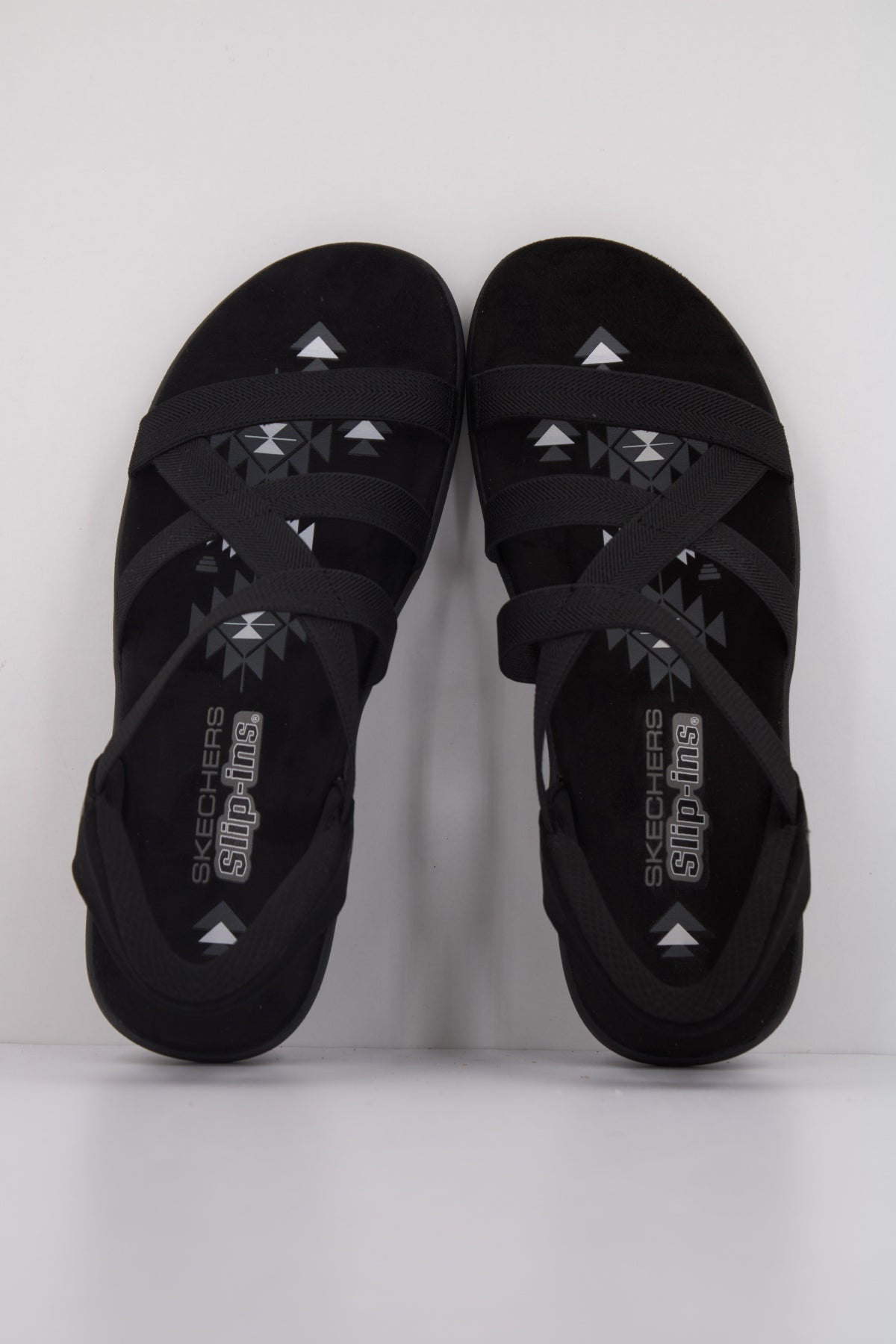 SKECHERS REGGAE SLIM STRETCH FLEX en color NEGRO (3)