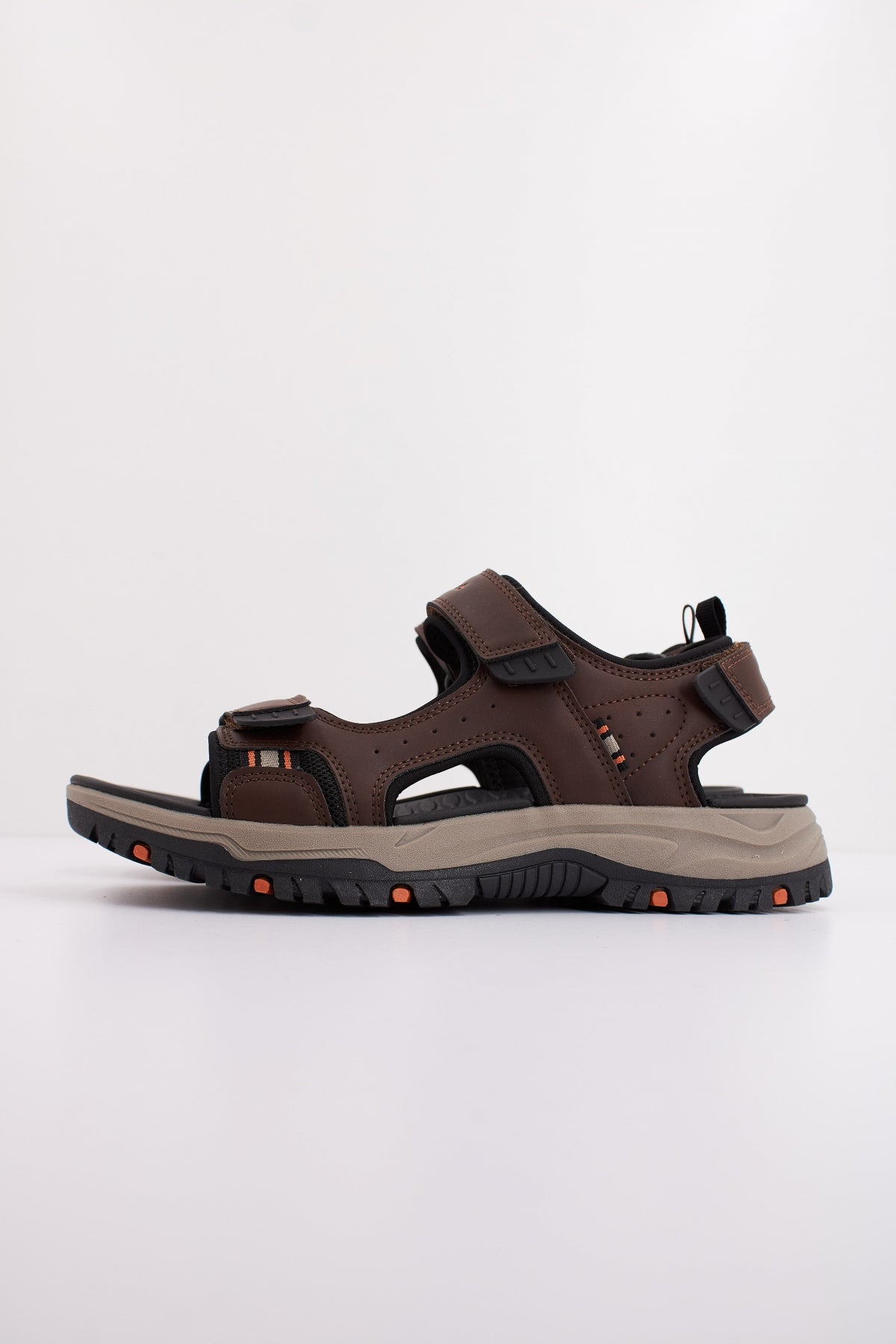 SKECHERS PREWITT en color MARRON (1)