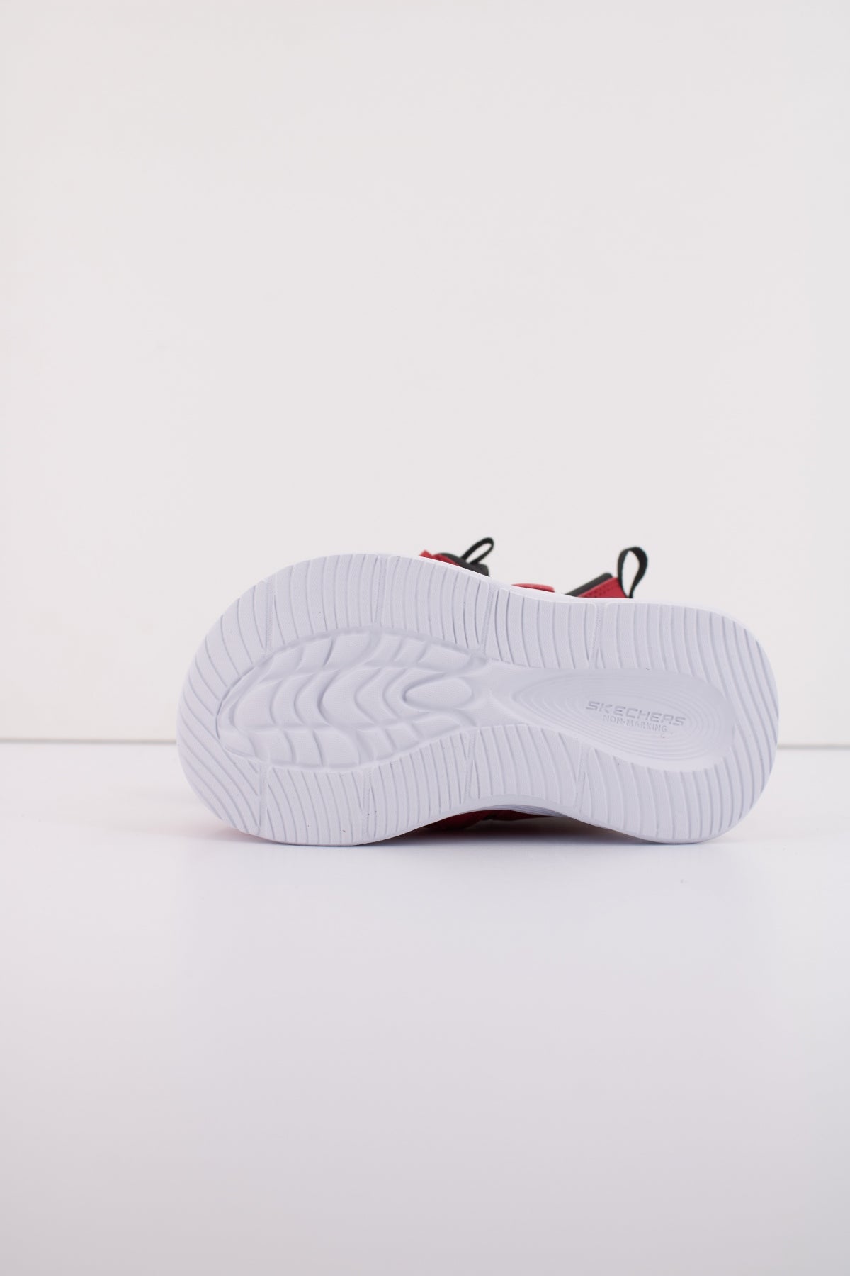SKECHERS HYPER COAST en color ROJO (5)