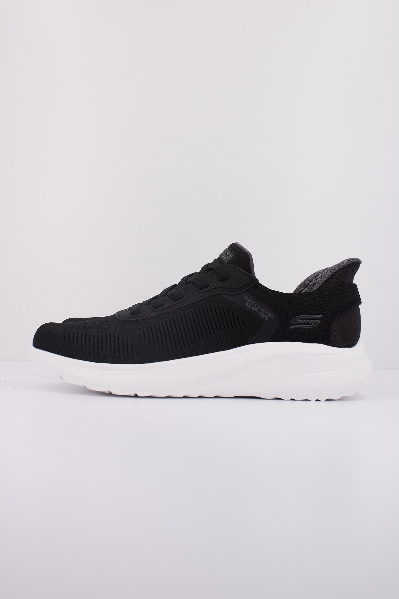 SKECHERS BOB SQUAD CHAOS SOLID STEP en color NEGRO (1)