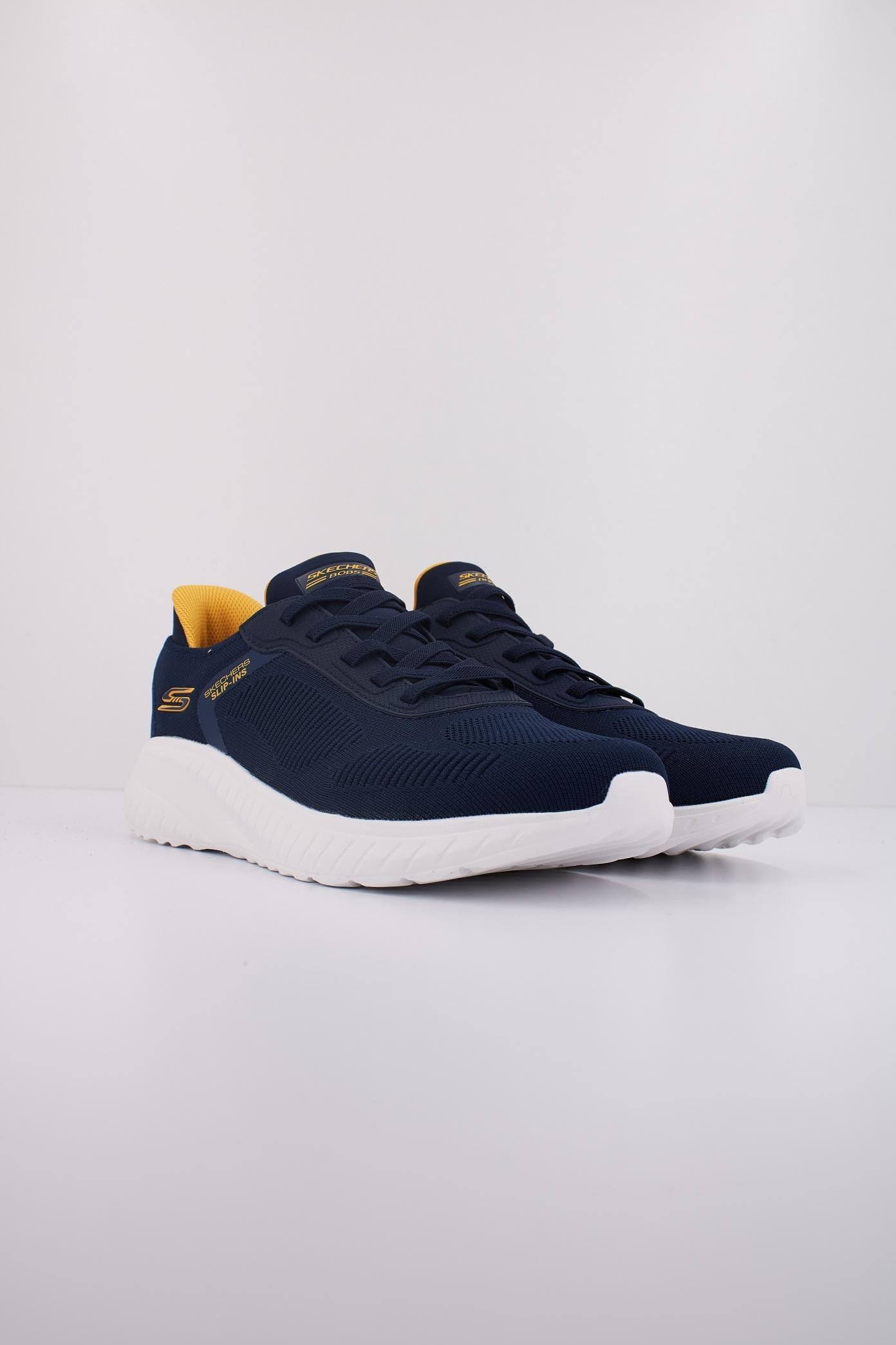 SKECHERS BOB SQUAD CHAOS SOLID STEP en color AZUL (2)