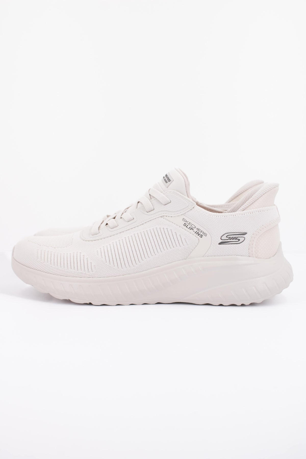 SKECHERS S BOB SQUAD CHAOS SOLID STEP en color BLANCO (1)