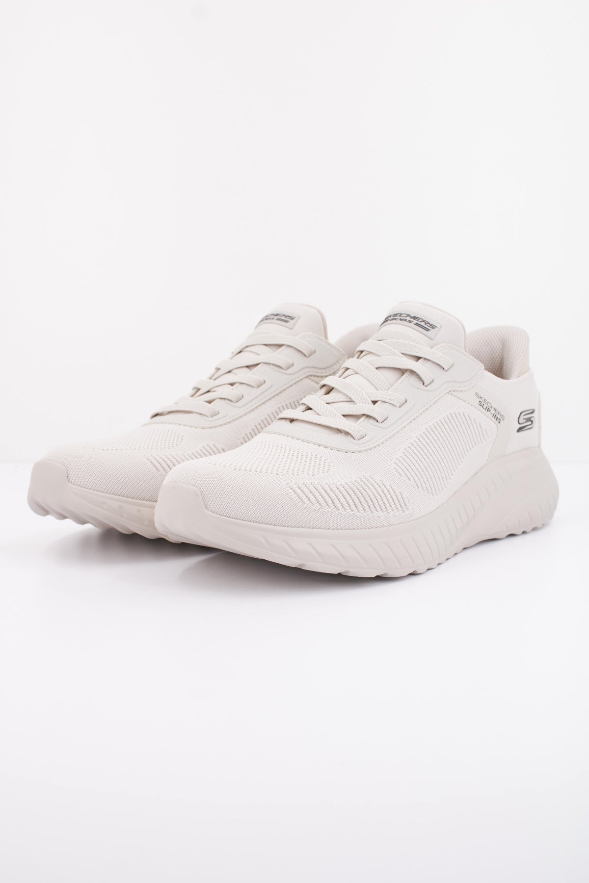 SKECHERS S BOB SQUAD CHAOS SOLID STEP en color BLANCO (2)