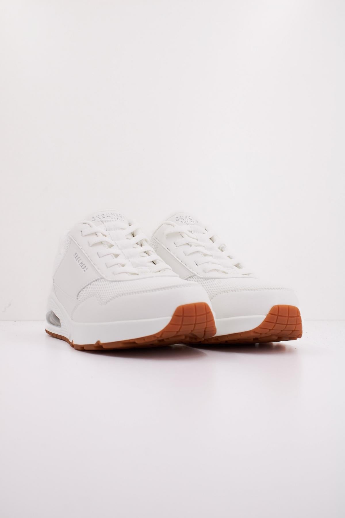 SKECHERS UNO - BANKSIA SLIP-INS en color BLANCO (2)