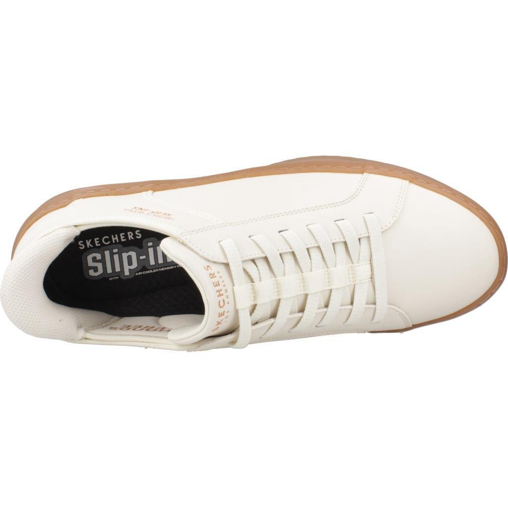 SKECHERS COURT BREAK SLIP-INS en color BLANCO (7)