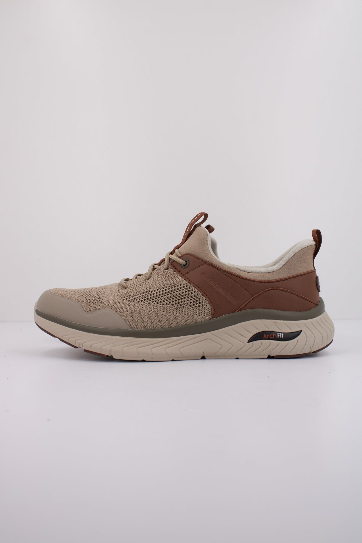 SKECHERS SLIP-INS ARCH FIT CROSSER en color MARRON (1)