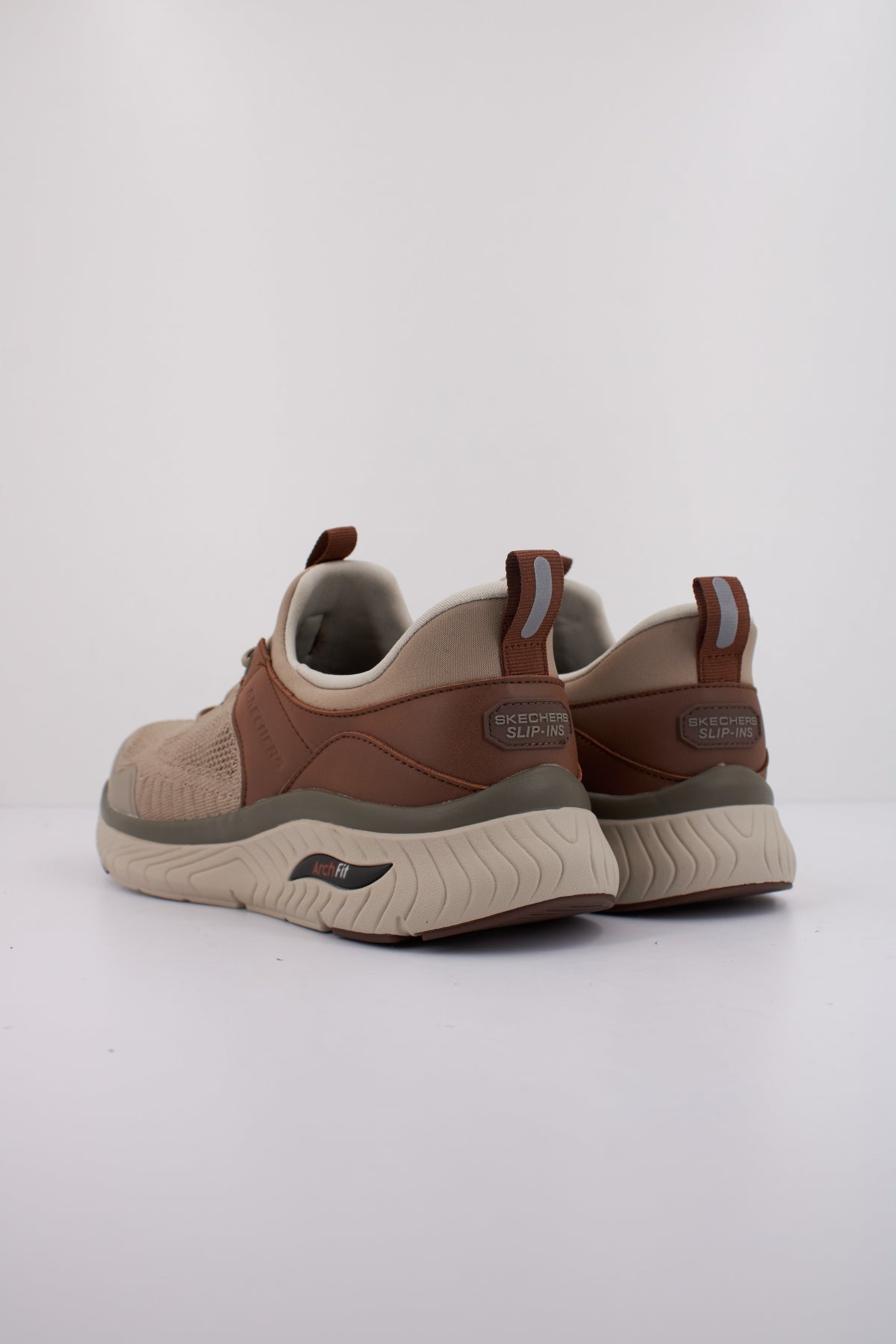SKECHERS SLIP-INS ARCH FIT CROSSER en color MARRON (4)