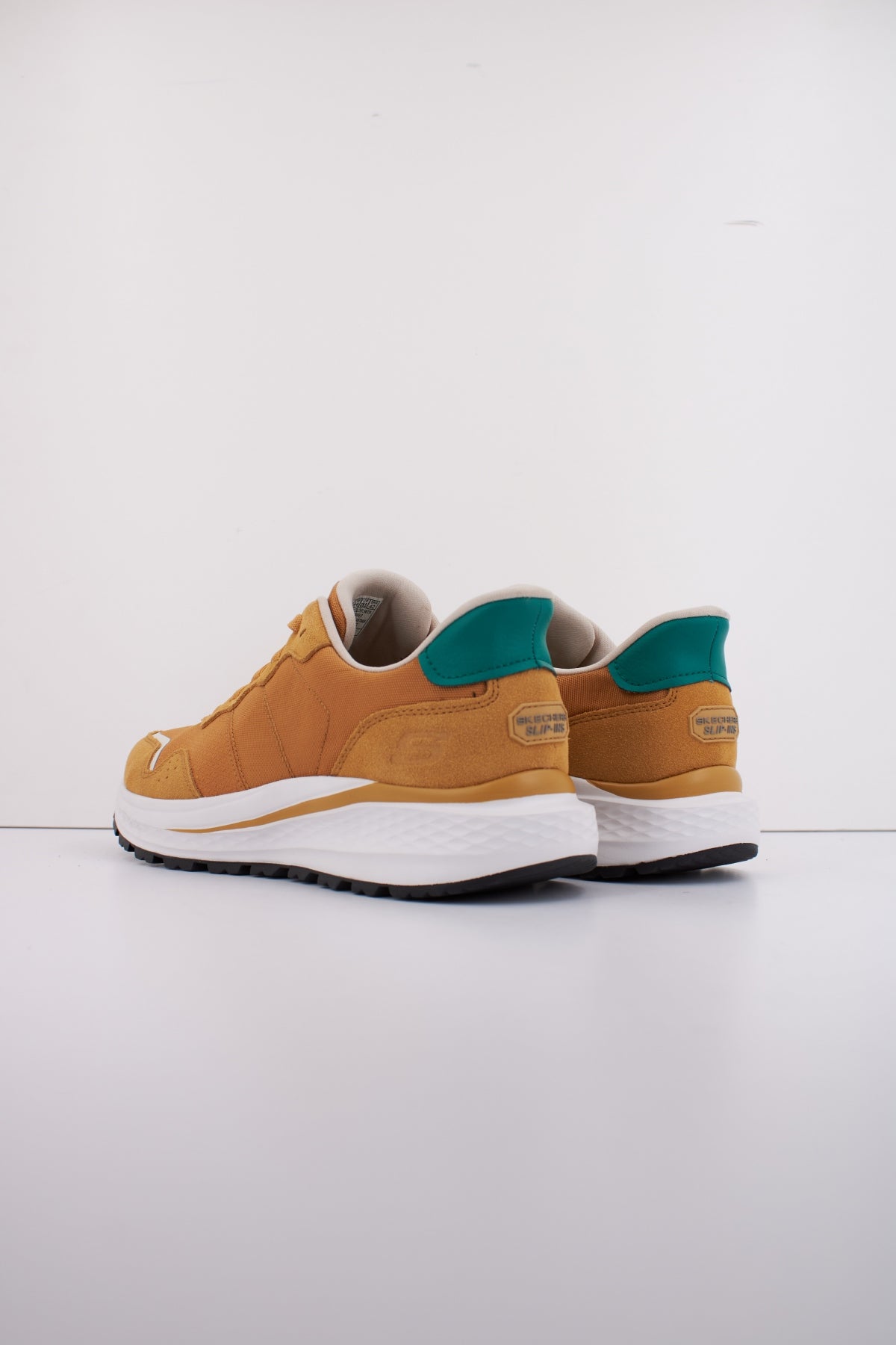 SKECHERS SLIP-INS SLADE ULTRA-MERCER en color AMARILLO (4)