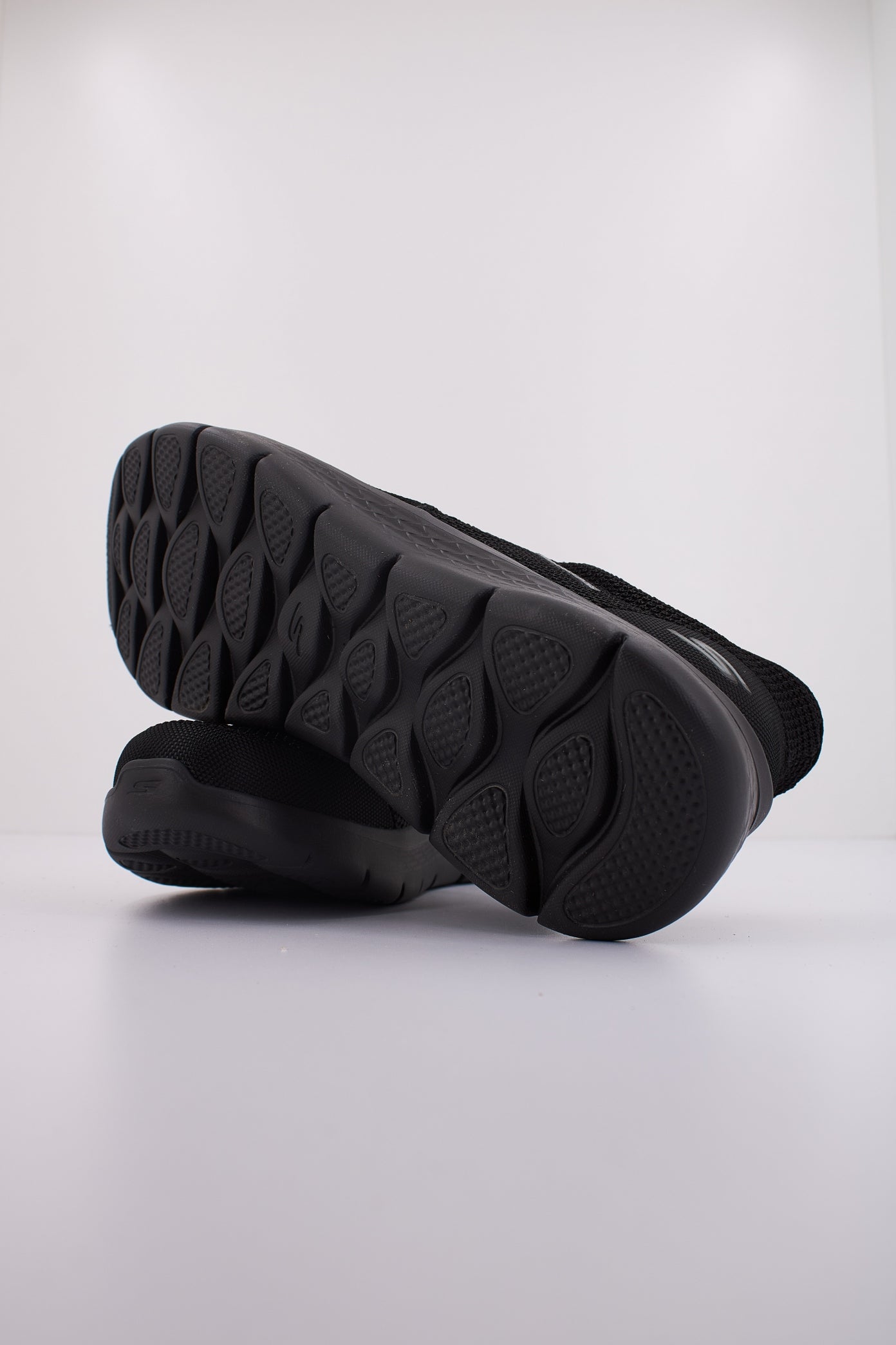 SKECHERS GO WALK FLEX en color NEGRO (5)